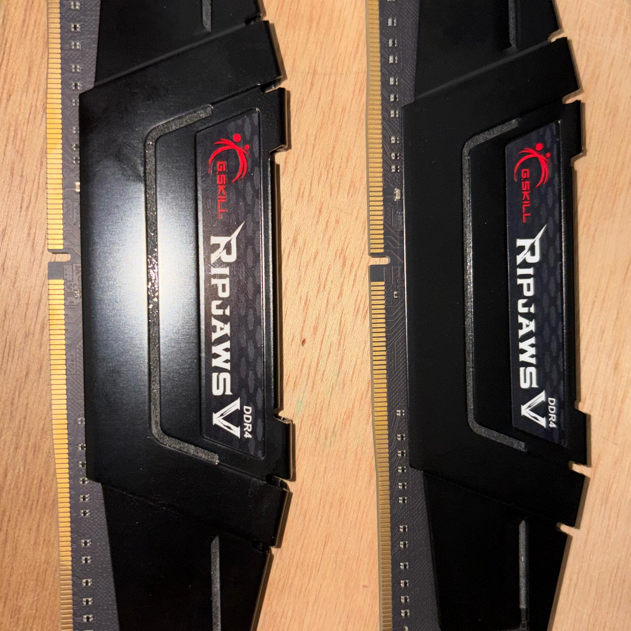 Ripjaws 8GBx2 3600mhz CL18-22-22-42