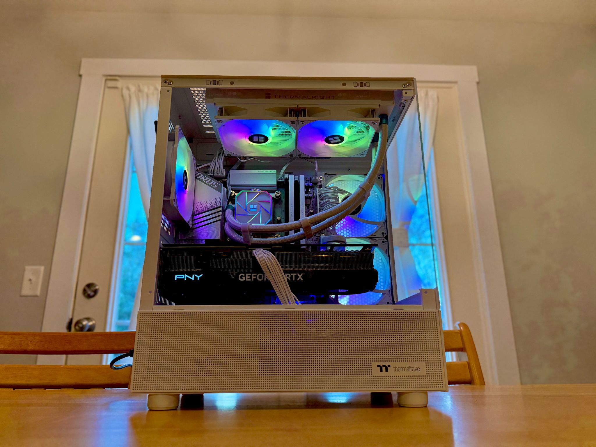 ⚪️🐕| RTX 4070 ti Super, i9 13900k, 32gb DDR5, 2tb NVMe, WiFi Equipped, ARGB Gaming PC