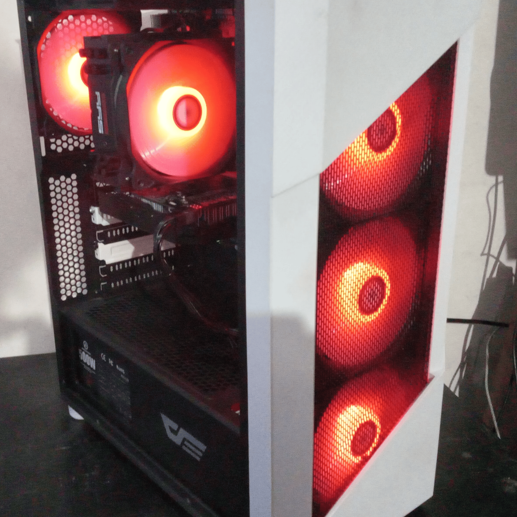 ON SALE / mid range i7 gaming pc. 
