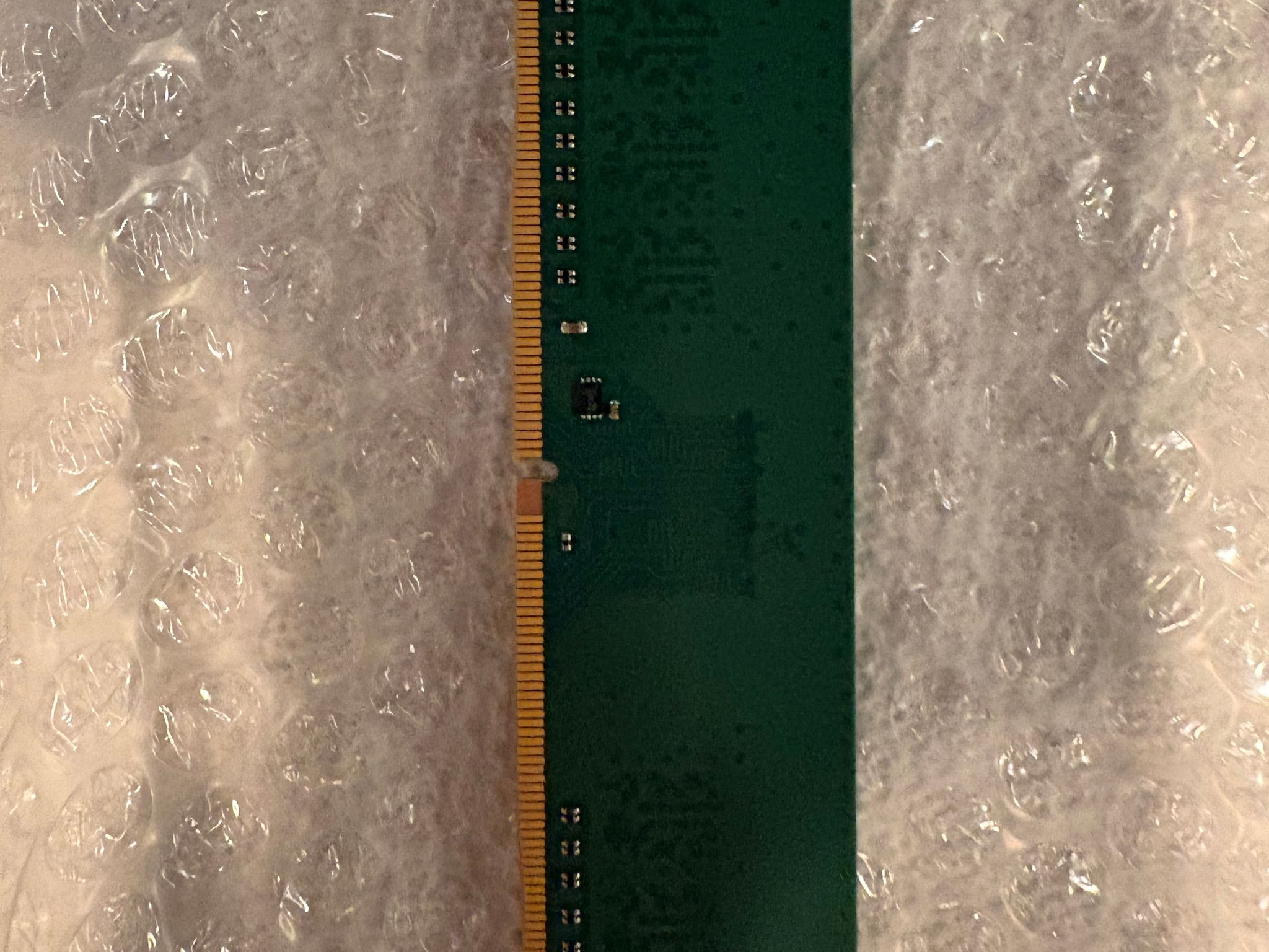 Crucal DDR4 RAM: 1x8GB UDIMM 3200 MT/s CL22