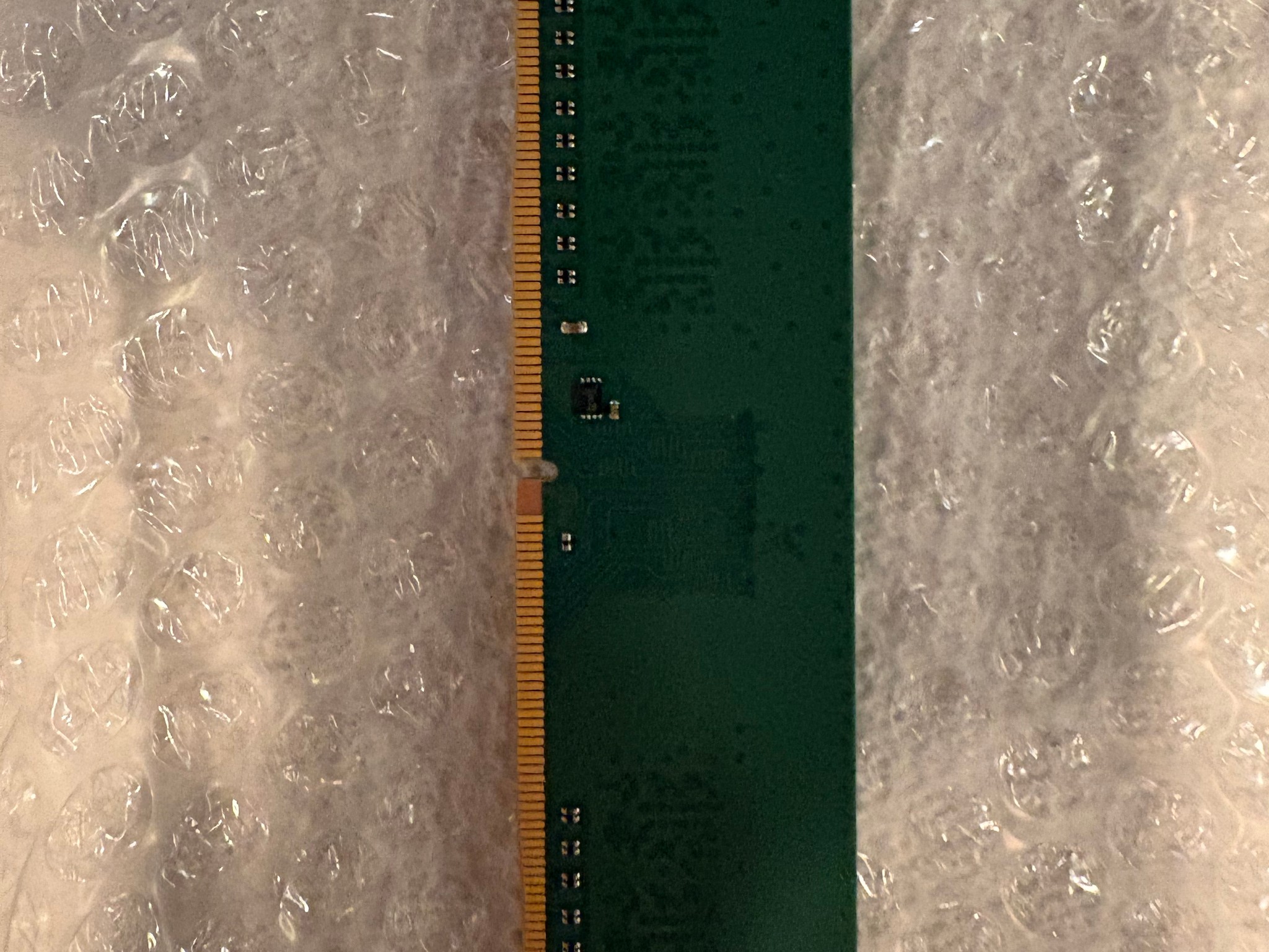 Crucal DDR4 RAM: 1x8GB UDIMM 3200 MT/s CL22