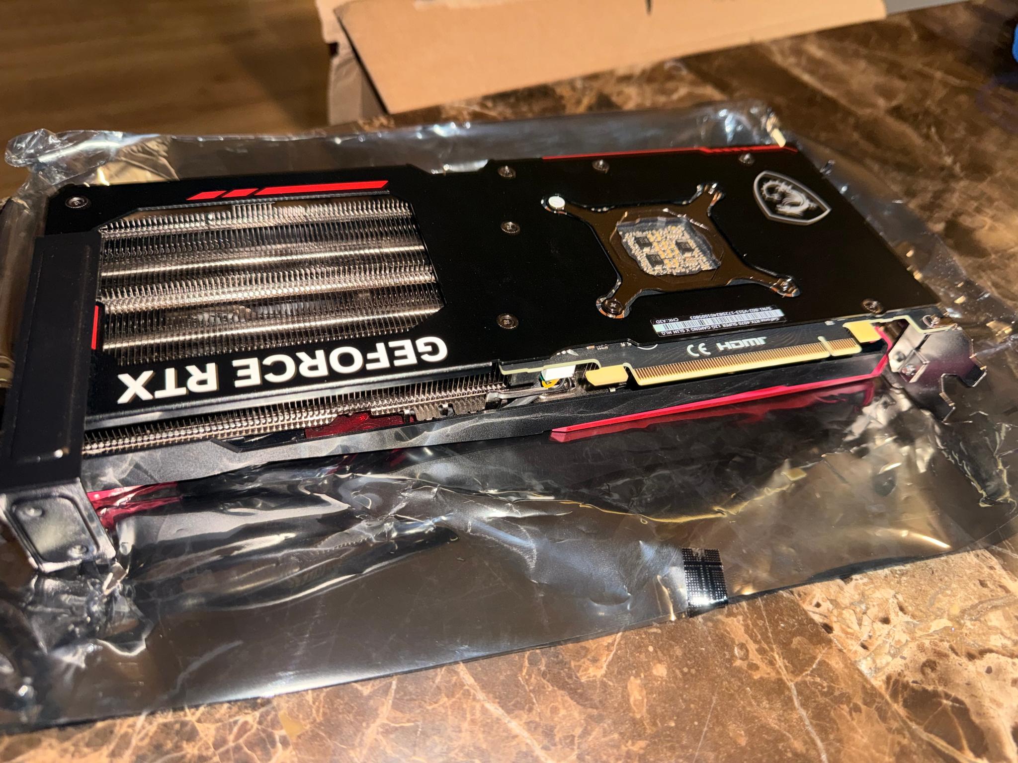 MSI GeForce RTX 4070 SUPER 12G GAMING X SLIM MLG