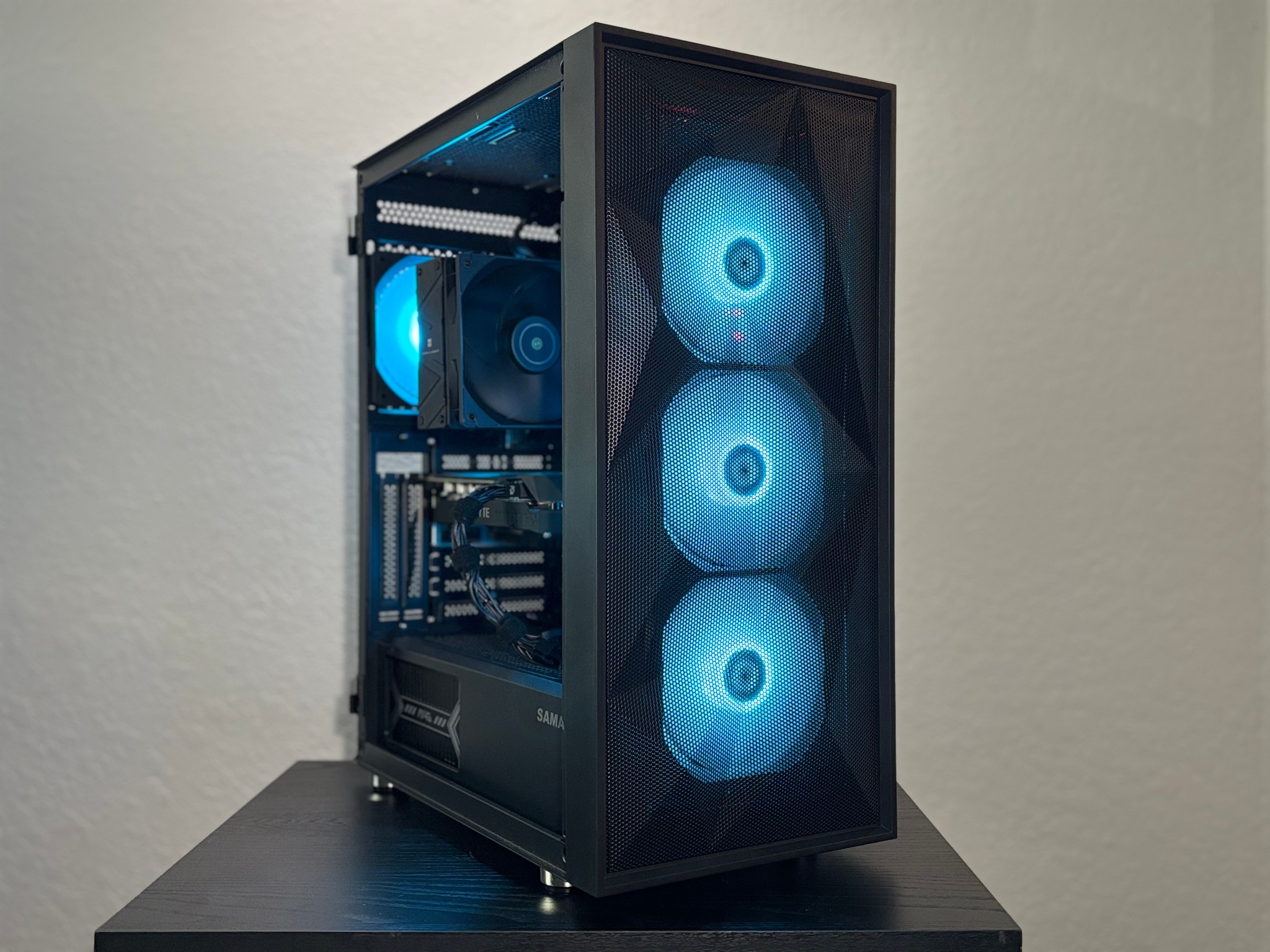 Ryzen 5 3600x / GTX 1660 Ti / 16GB DDR4 3200MHz / 512 NVMe SSD