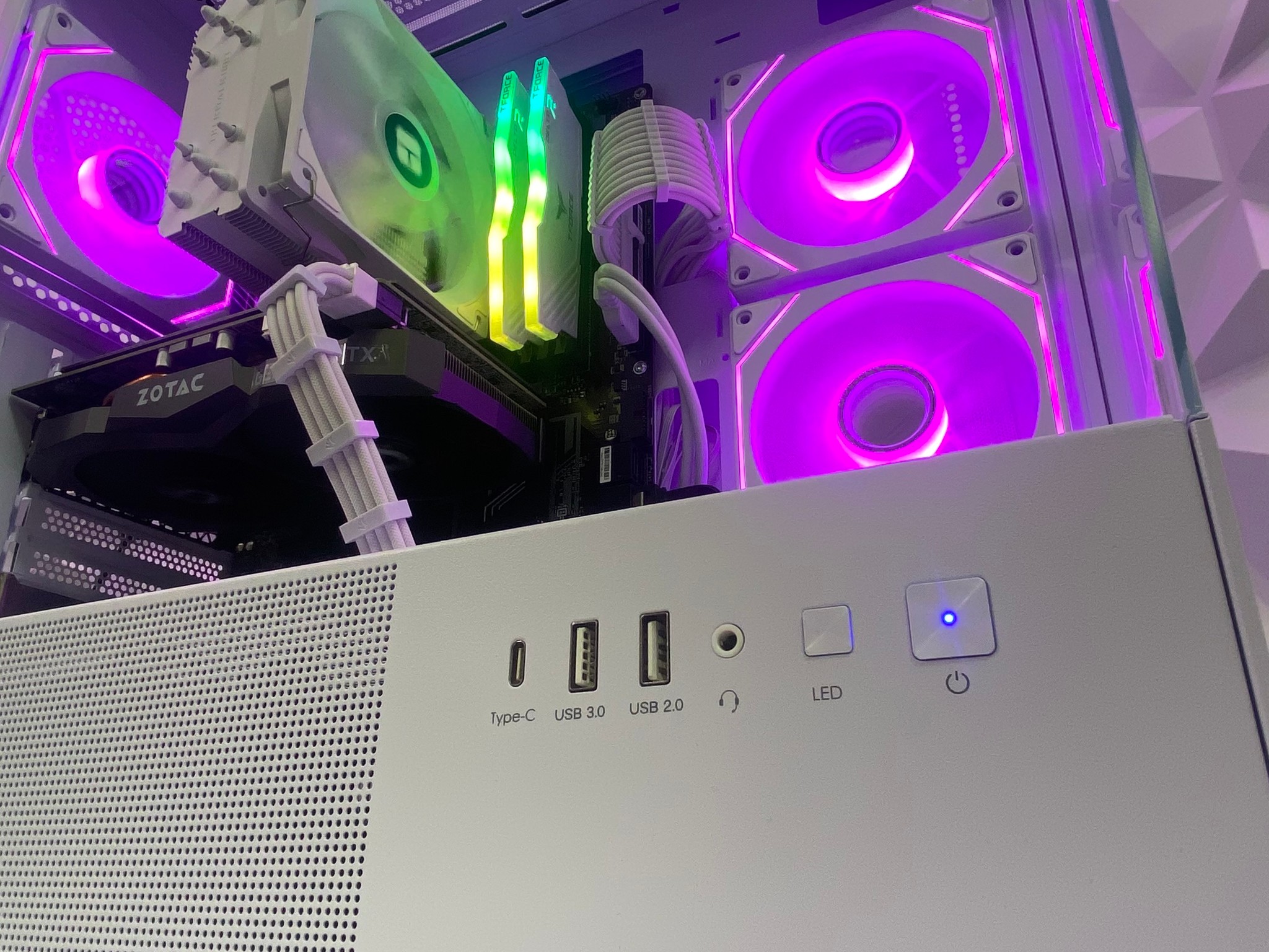 White RGB Gaming PC | i5 | RTX 2060 | 16GB RGB RAM | 512GB M.2 SSD | WI-FI