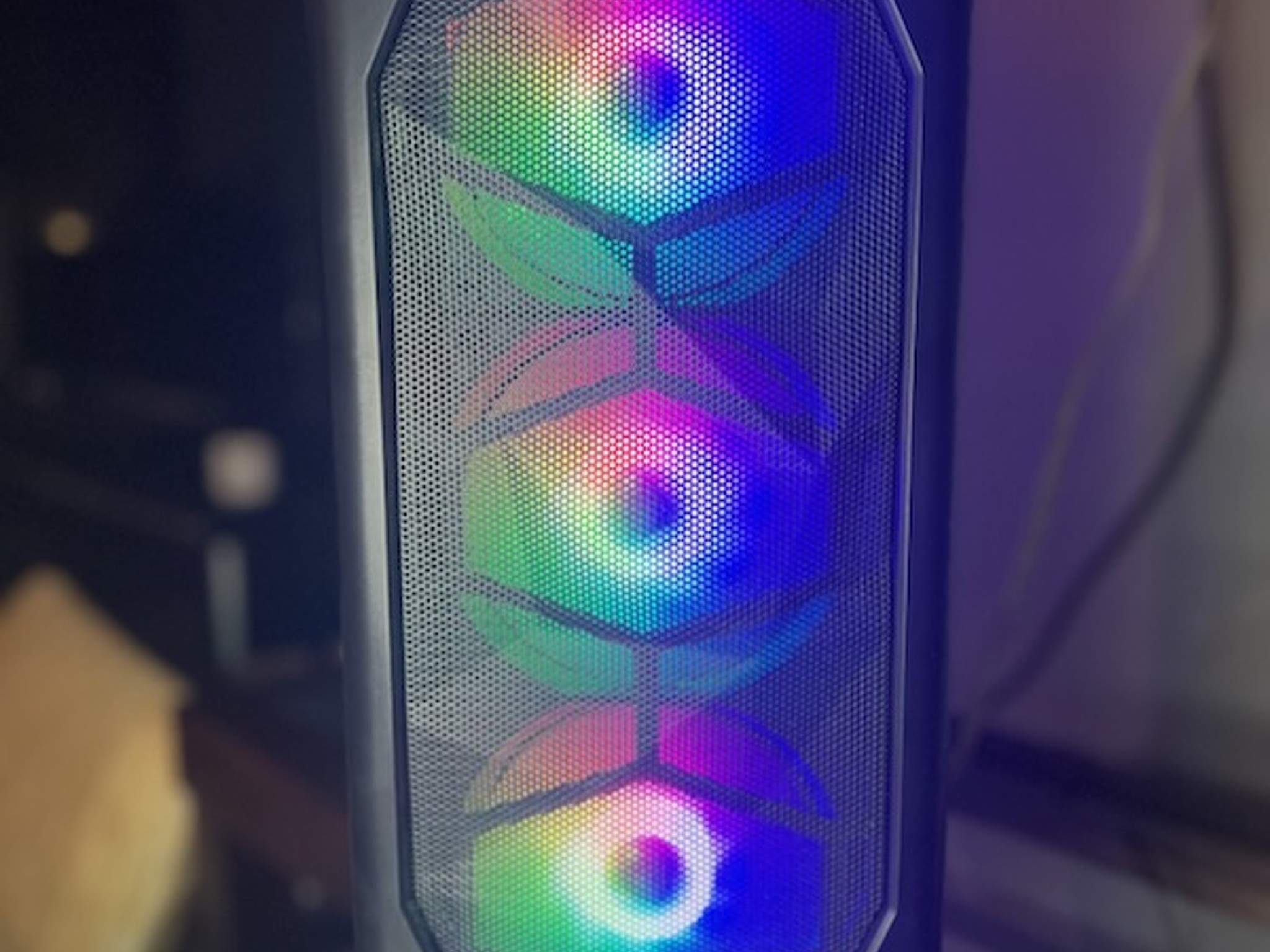 🚨Ryzen 7 7700X w/ RTX 3070 w/ 32 GB DDR5 RAM🚨FREE COMPONENT UPGRADE SURPRISE WITH PURCHASE!!!