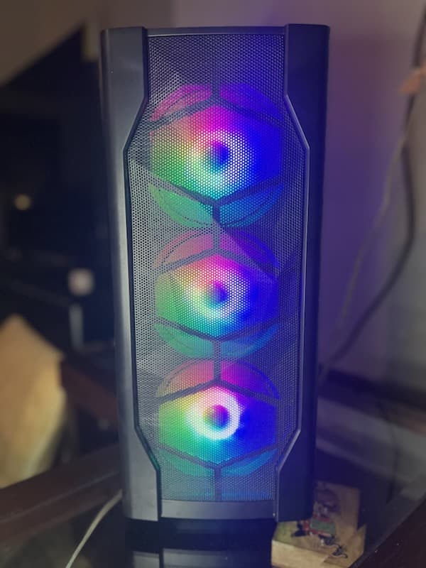 🚨Ryzen 7 7700X w/ RTX 3070 w/ 32 GB DDR5 RAM🚨FREE COMPONENT UPGRADE SURPRISE WITH PURCHASE!!!