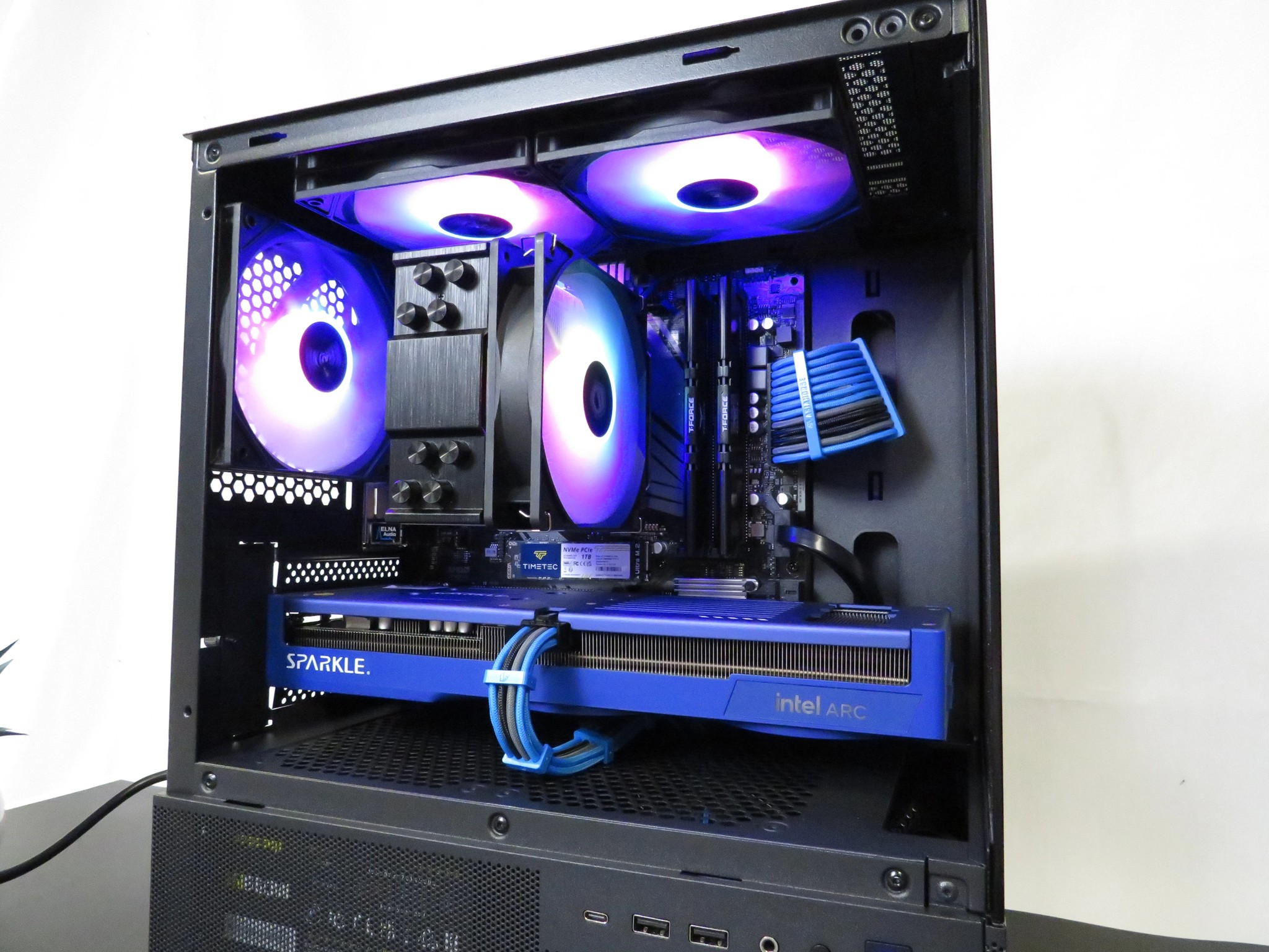 Ultimate Battlemage Gaming all new parts: Ryzen 5 5600 + Intel Arc B580 + 16 GB DDR4 + 1 TB NVME SSD