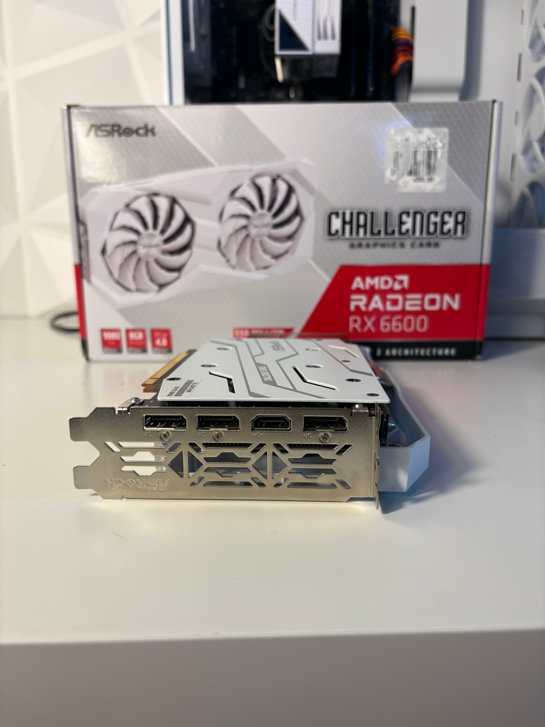AMD Radeon RX 6600 8GB - Asrock Challenger White | Jawa