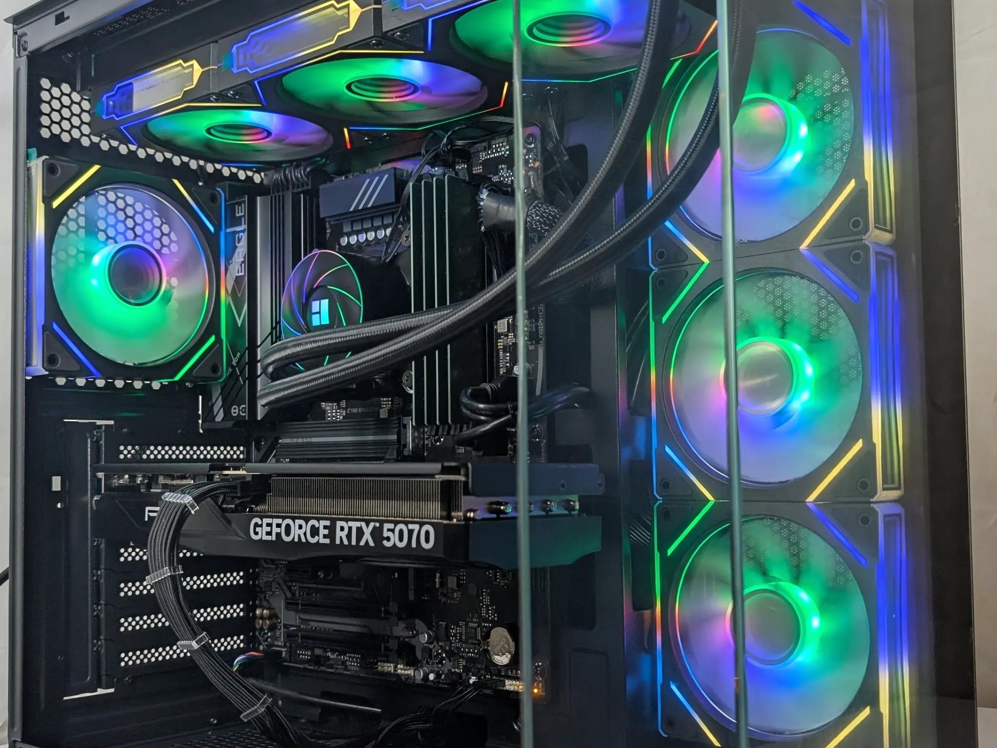 RTX 5070 | I7 12700 | 64GB DDR5 | Z790 motherboard | 360mm AIO | Windows 11 home
