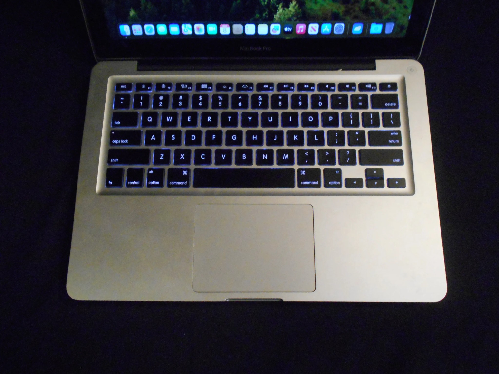 Macbook Pro i7 16gb Ram Sonoma