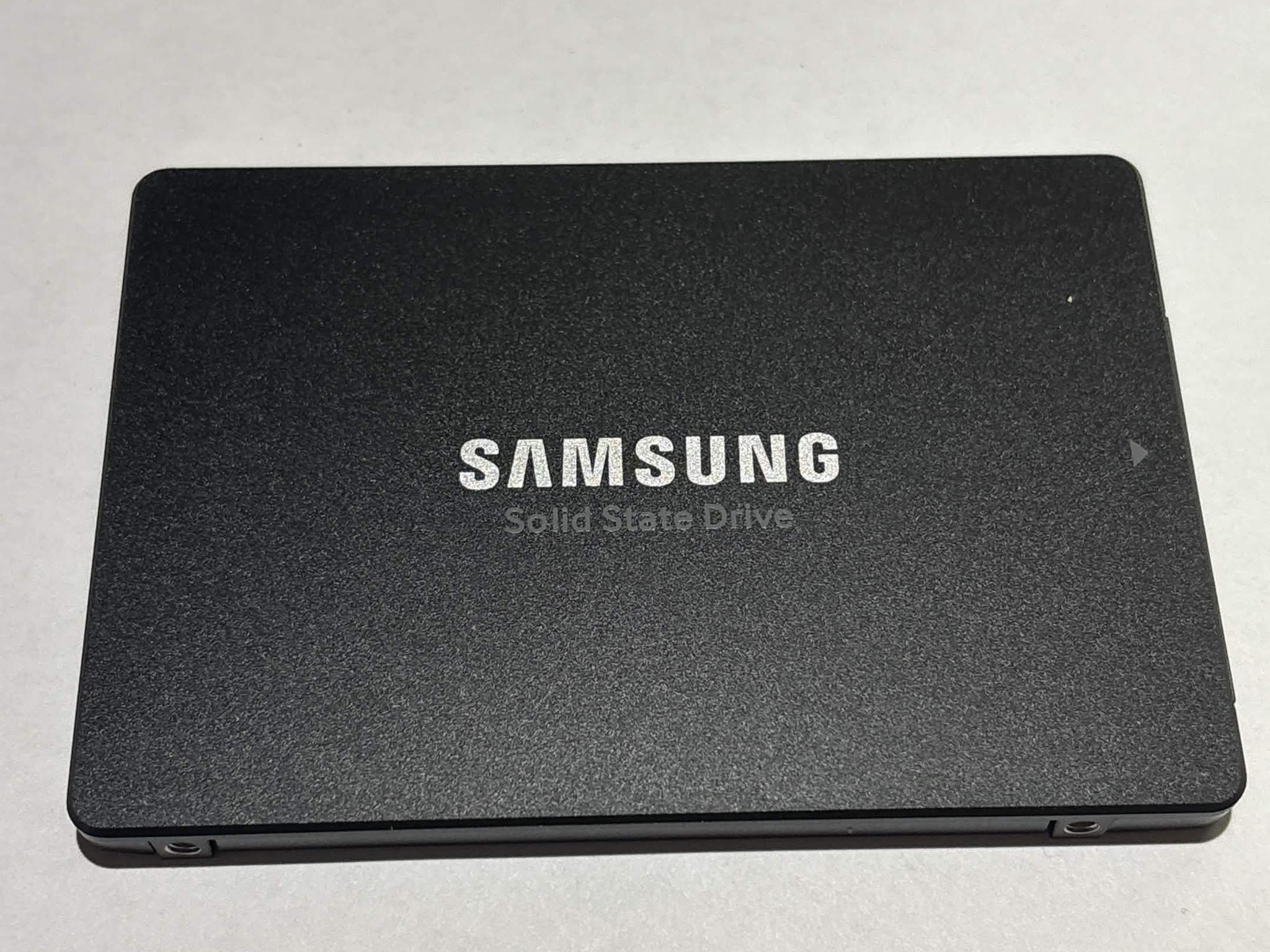 Samsung 883 DCT 1.92TB Enterprise SATA III 2.5" SSD | Tested Working