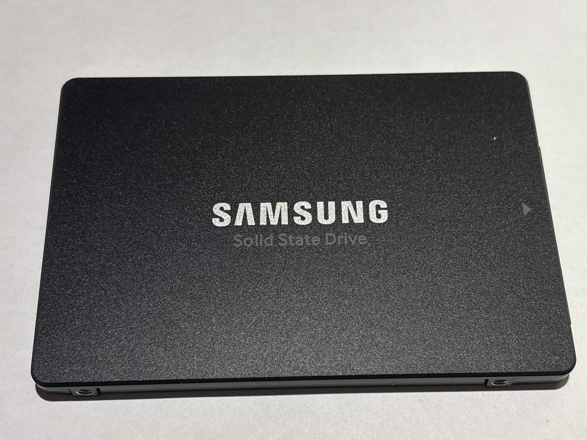 Samsung 883 DCT 1.92TB Enterprise SATA III 2.5" SSD | Tested Working