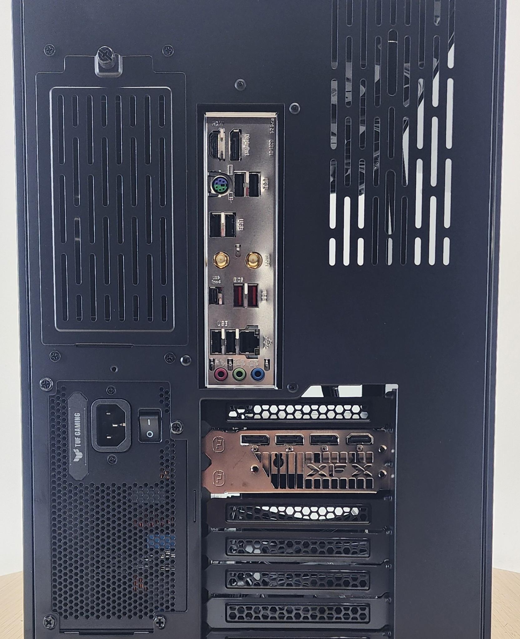 Gaming PC Ryzen 7 7800X3D 32GB RAM 1TB SSD RX 7800 XT 16GB Windows 11 PC