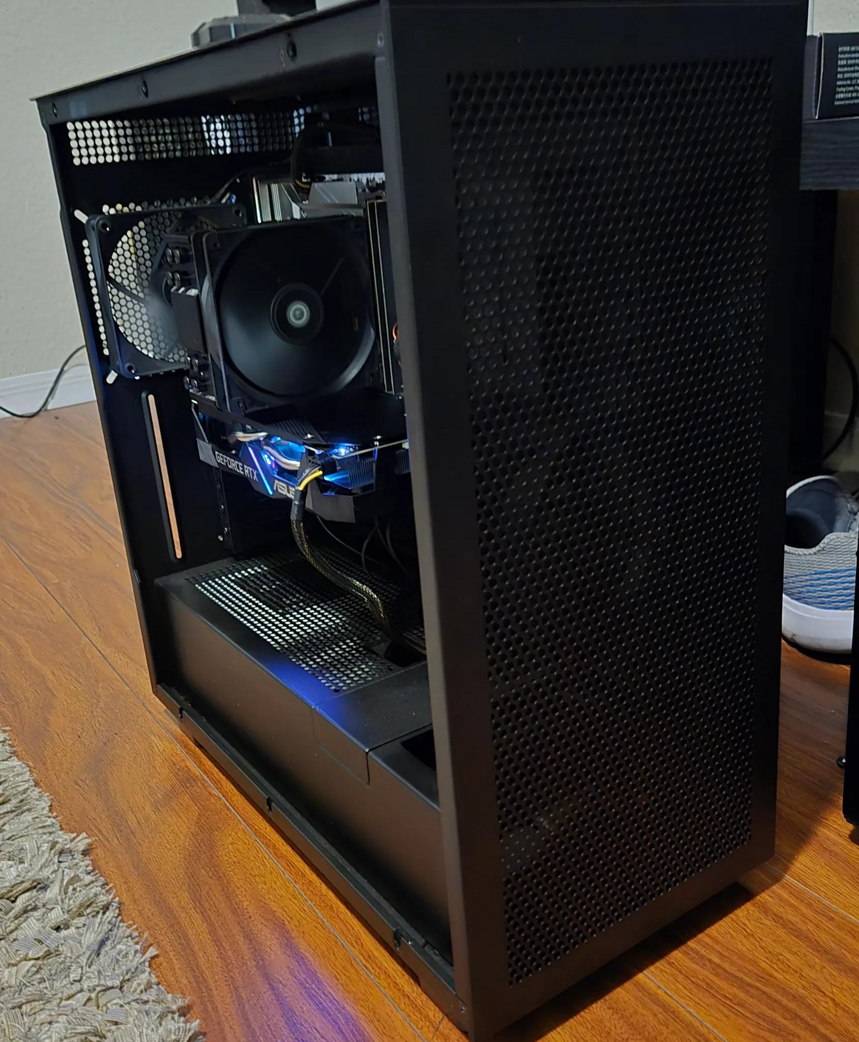 **MOVING SALE** 🌌 STEALTH 🌌 RTX 2060 / I5-12400F / 1TB SSD / 16GB DDR4