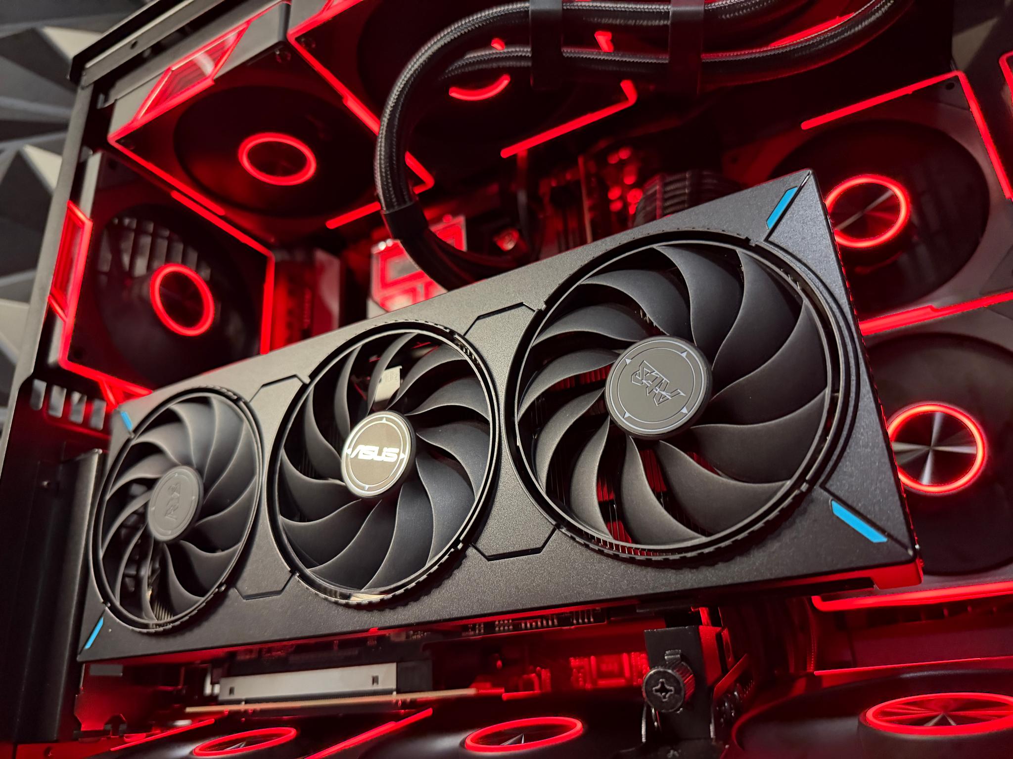 🕳️🌌 BLACK HOLE 🌌🕳️ Ryzen 9 7900X| RX 9070 GRE| 4.5 TB NVMe| 32 GB DDR5| 850W Gold PSU