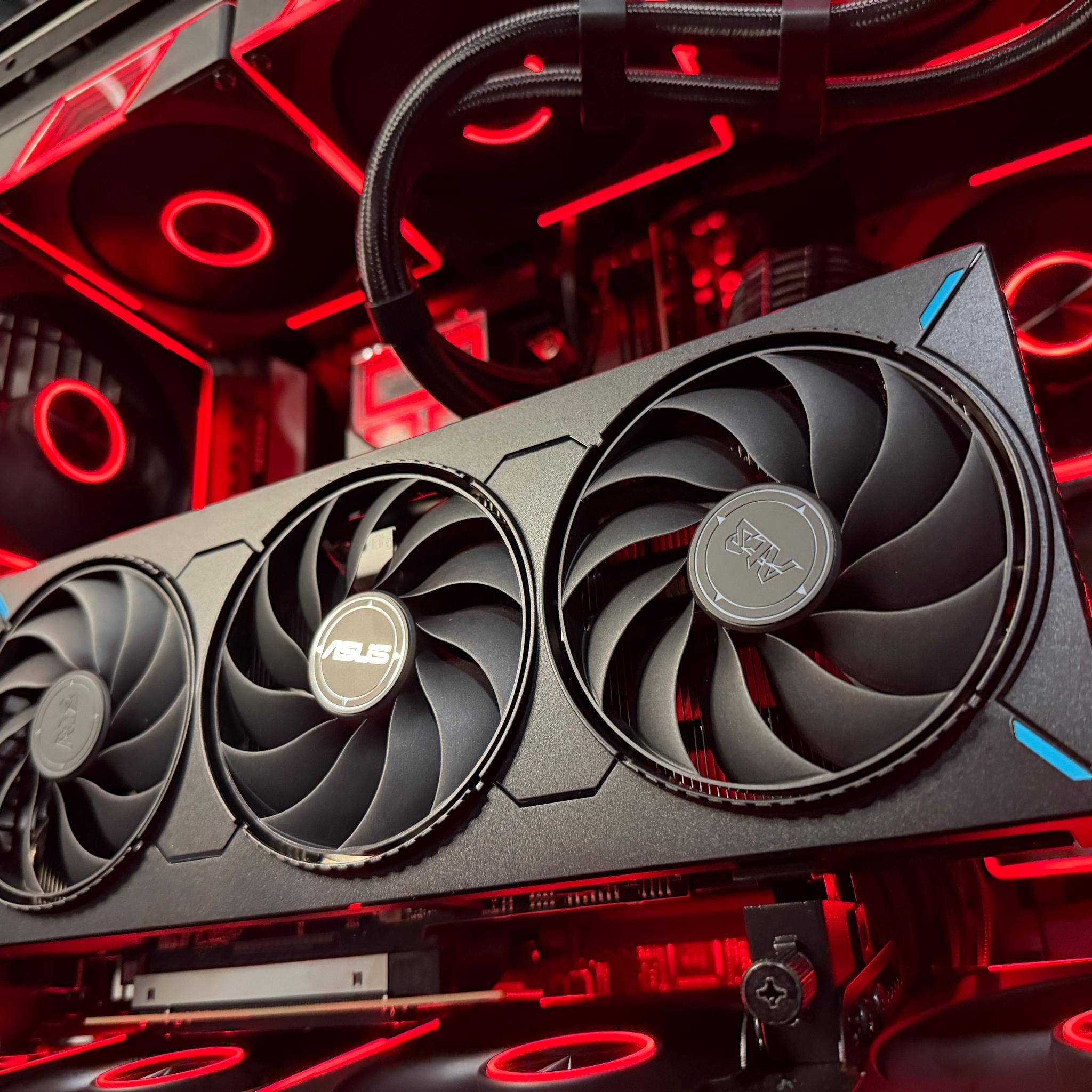 🕳️🌌 BLACK HOLE 🌌🕳️ Ryzen 9 7900X| RX 9070 GRE| 4.5 TB NVMe| 32 GB DDR5| 850W Gold PSU