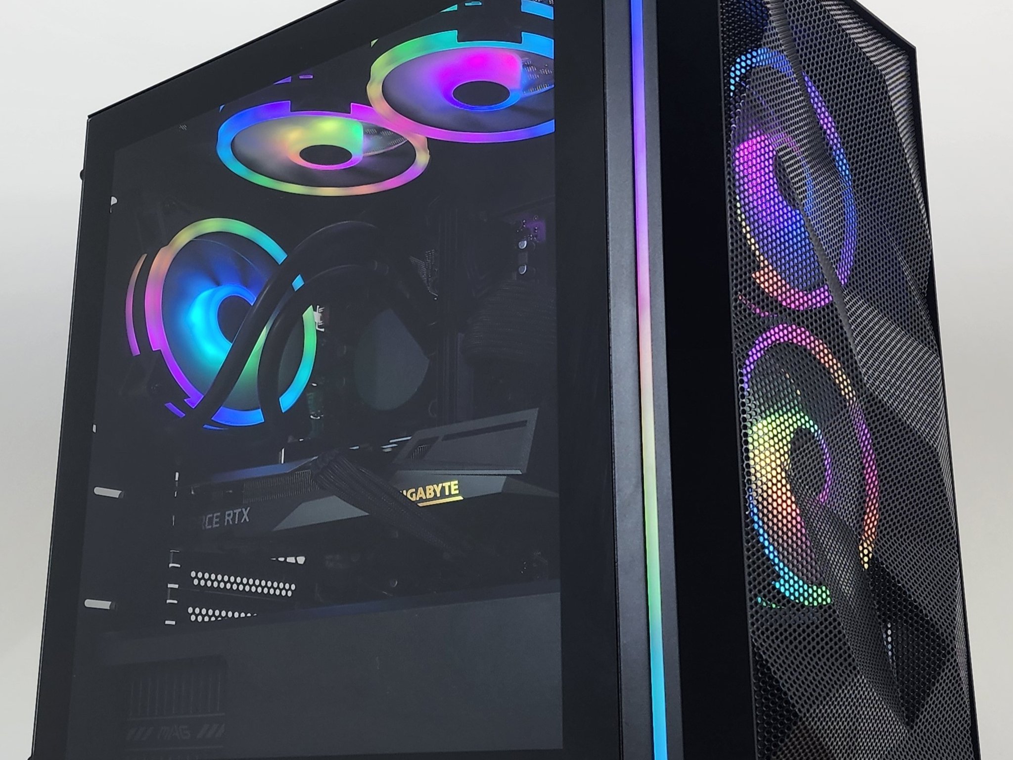 Ryzen 5 5500 | RTX 2080 Super | 16GB RAM | High End Gaming