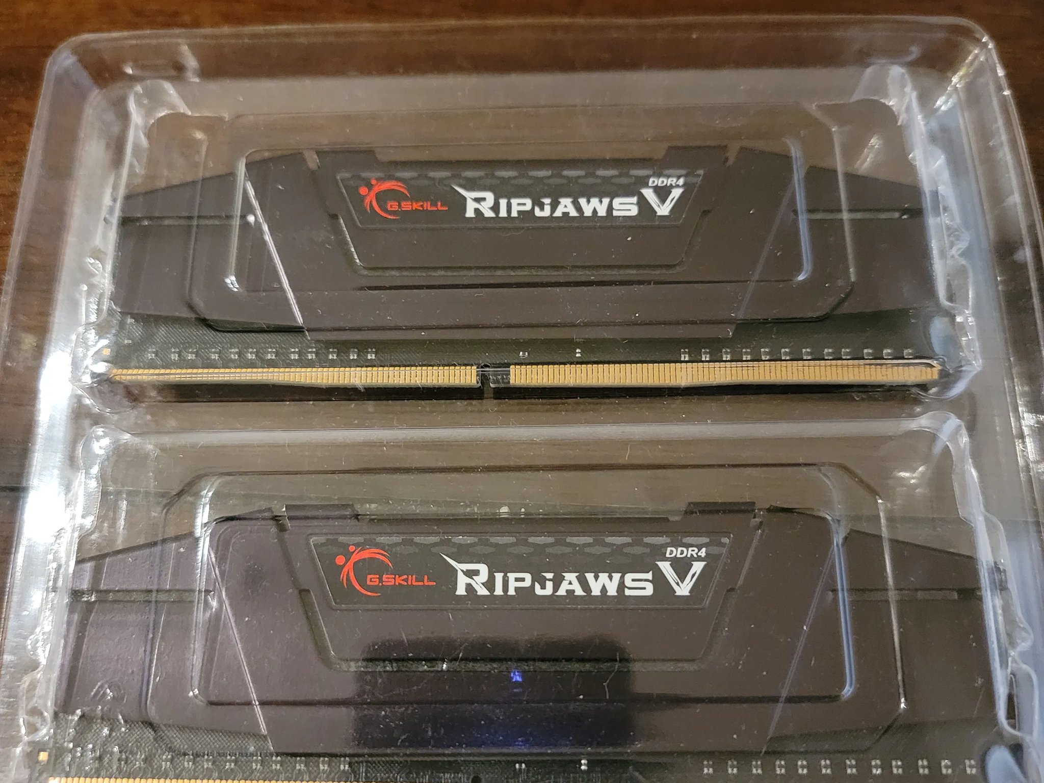 KILL Ripjaws V Series 16GB (2 x 8GB) 288-Pin PC RAM DDR4 3200 (PC4 25600)