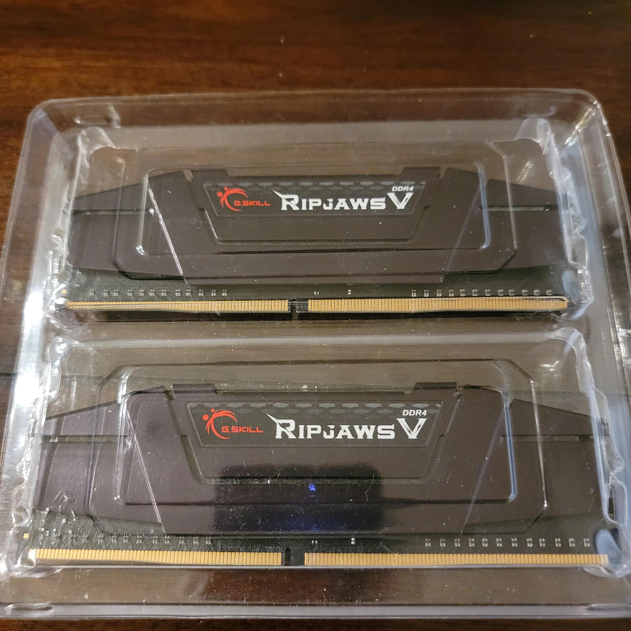 KILL Ripjaws V Series 16GB (2 x 8GB) 288-Pin PC RAM DDR4 3200 (PC4 25600)