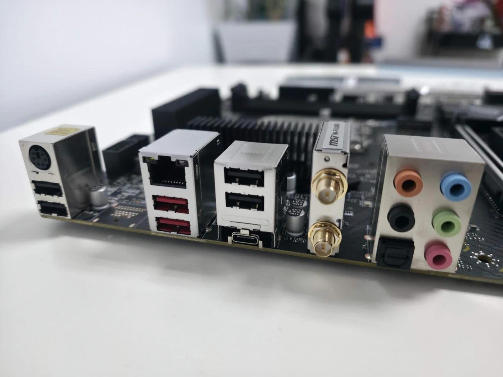MSI PRO B760-VC WIFI Intel ATX DDR5 Motherboard Original accessories I/O shield