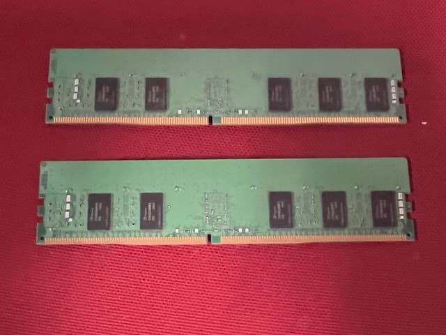 SK Hynix 16GB DDR4 PC4-19200 2400MHZ ECC REG DIMM Memory Ram  Modules (8GB X 2)