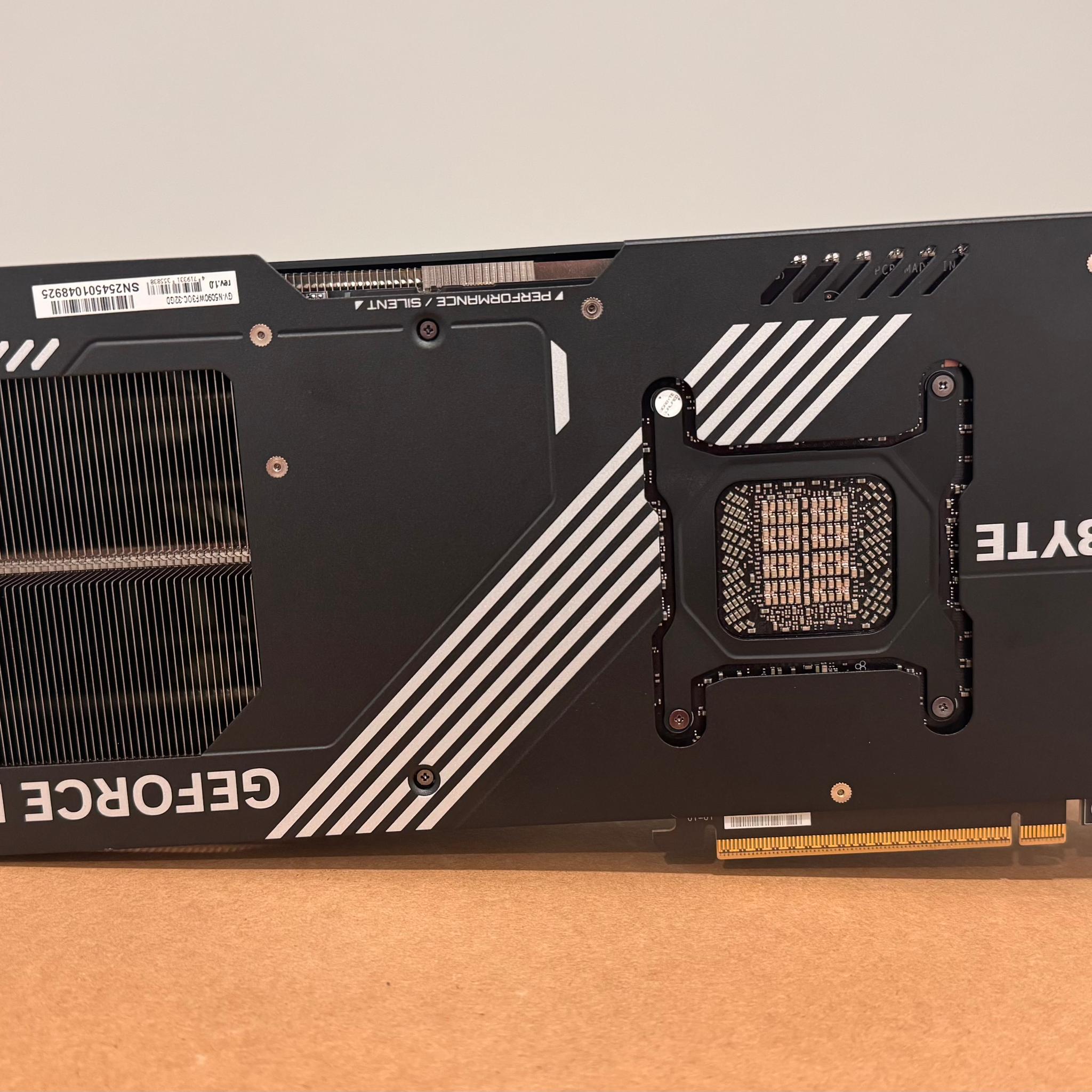 GIGABYTE GeForce RTX 5090 WINDFORCE OC 32G
