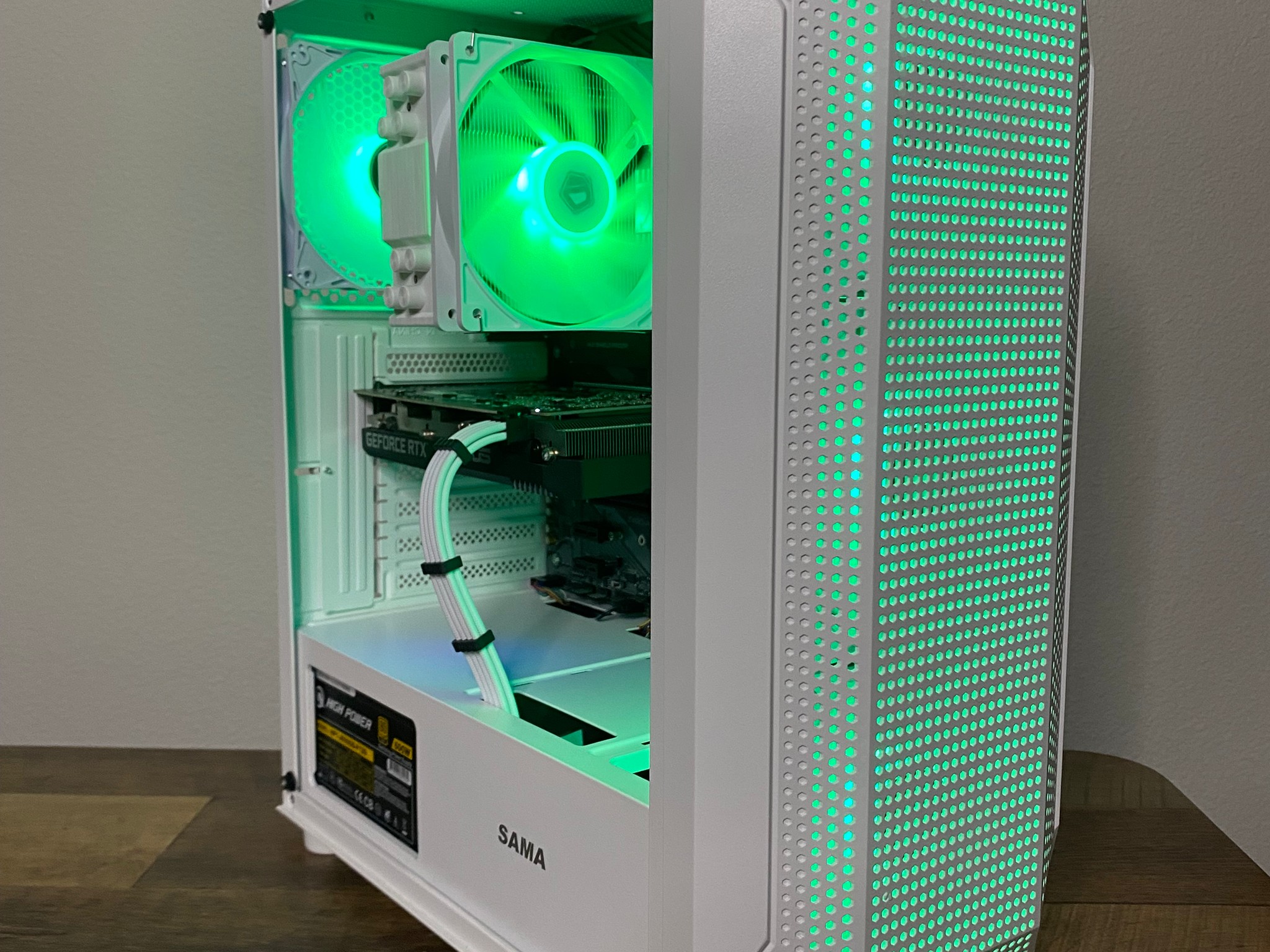 Gaming PC 4K - RTX 2070 8GB Nvidia - i3 10100F intel - 16GB 3200mhz ram - 500GB NVMe - ARGB - White