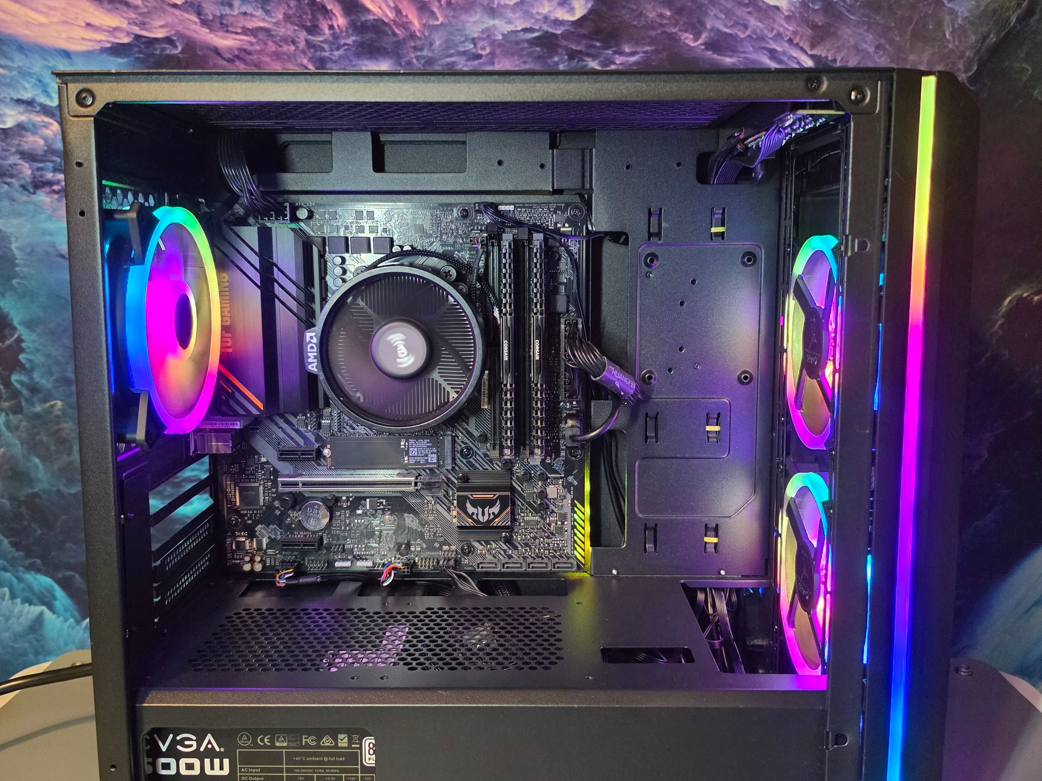 *READ* Ryzen 2200g + 16gb ddr4 Barebones PC Build #68