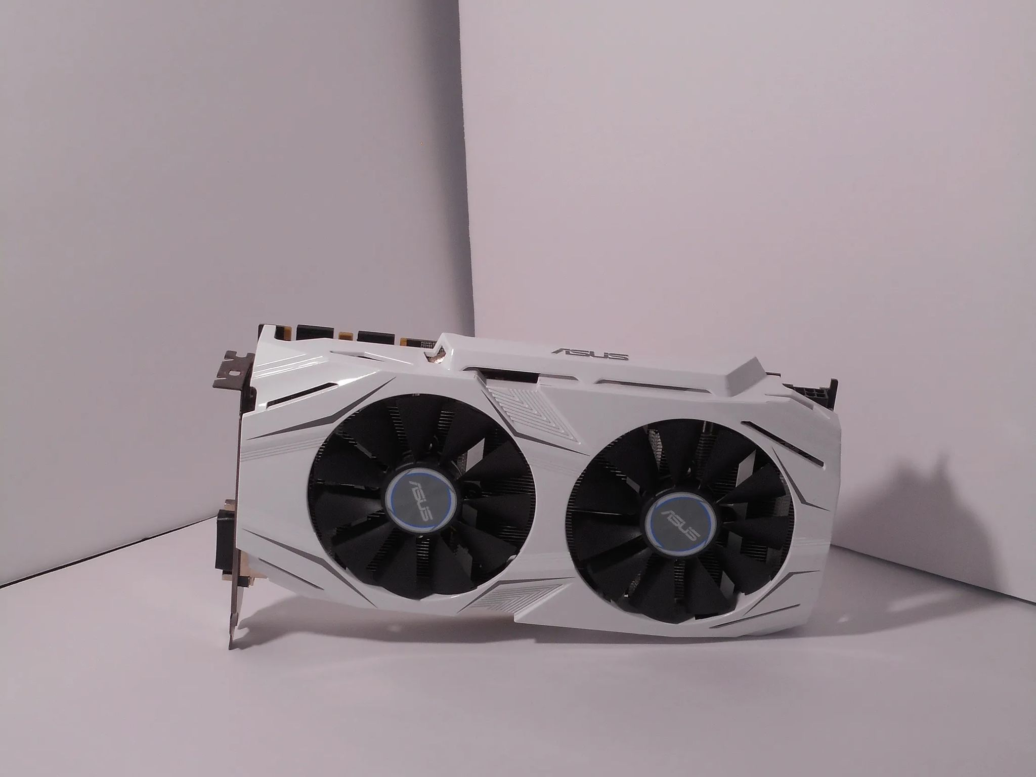 Asus Dual GTX 1070 OC 8GB