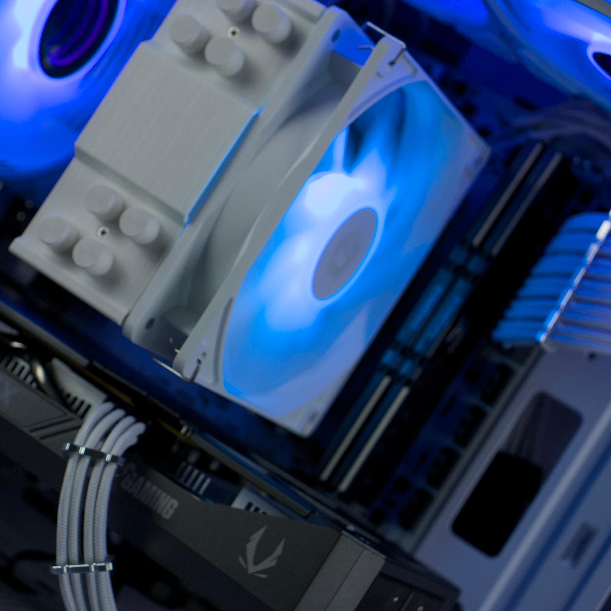 🧊❄️🧊 White Gaming PC – RTX 5060 , Ryzen 7 3700X, 32GB RAM, 1TB SSD - WiFi, BlueTooth 🧊❄️🧊