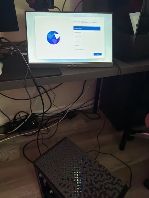 Ryzen 5 3600 1660ti Gaming Budget PC