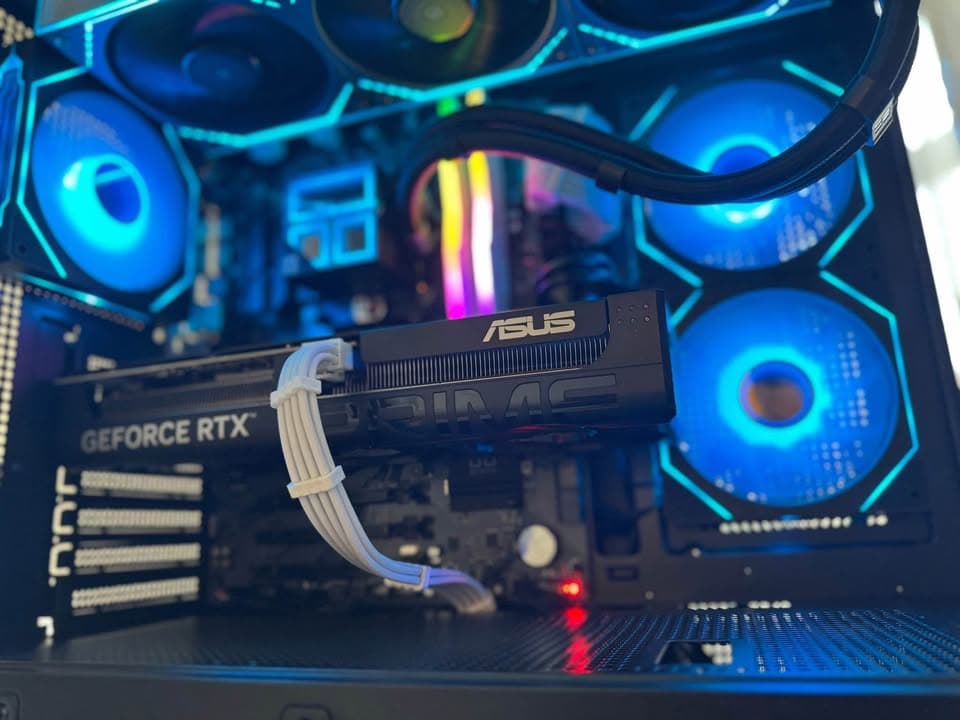 Gaming PC | RTX 5060 TI 16GB | INTEL 12600KF | 32GB RAM | ITB SSD | WINDOWS 11