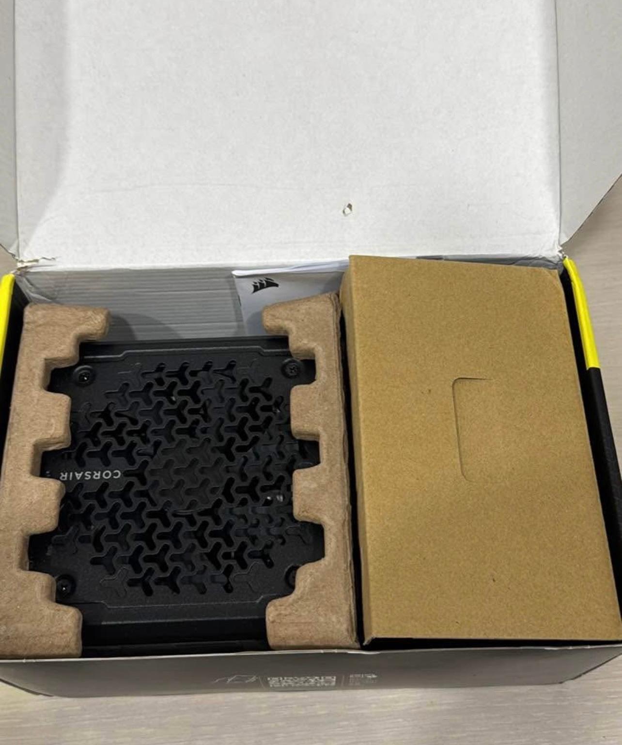 Corsair RM1000e (2025)