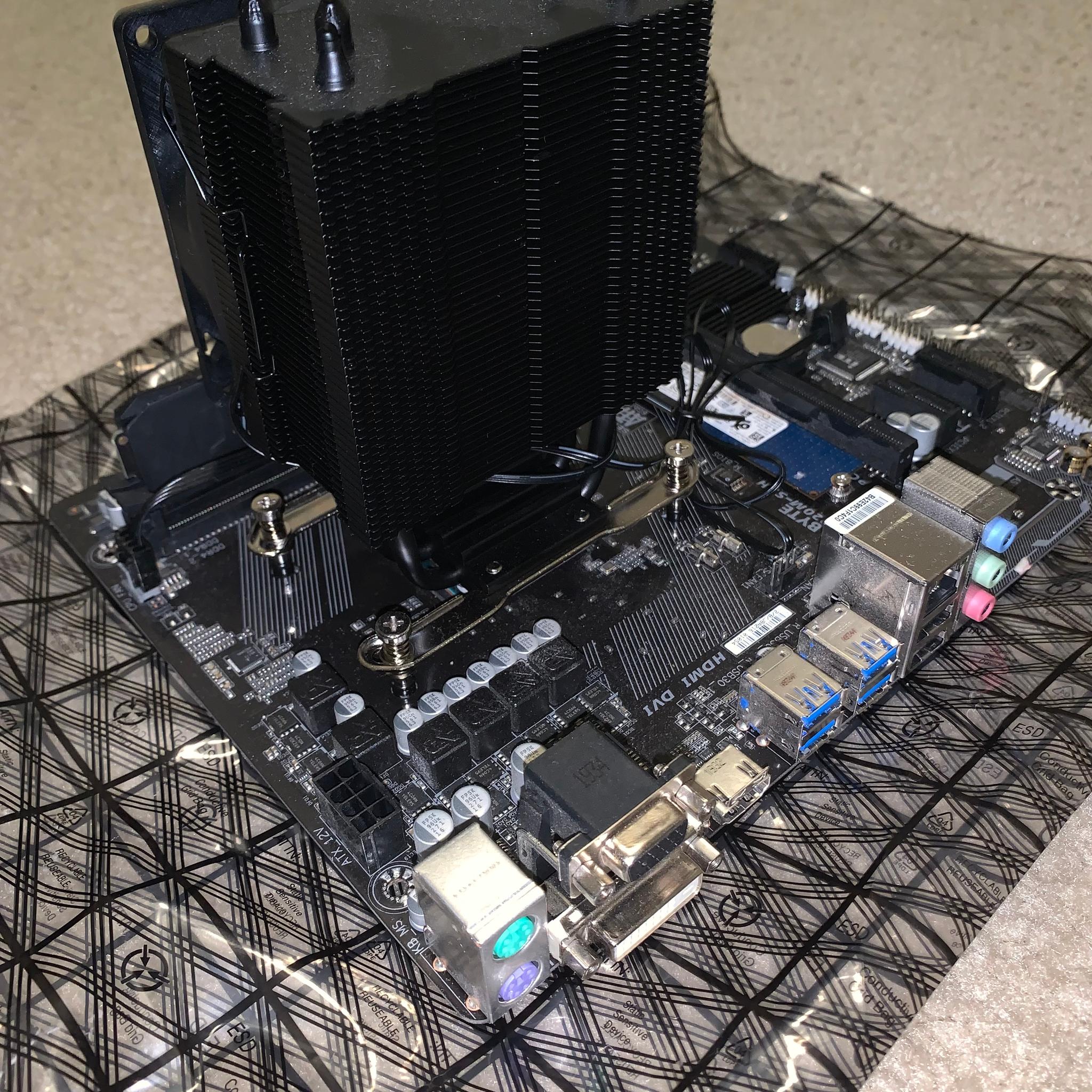 Ryzen 5 5500 PC Combo – 16GB RAM / 512GB SSD