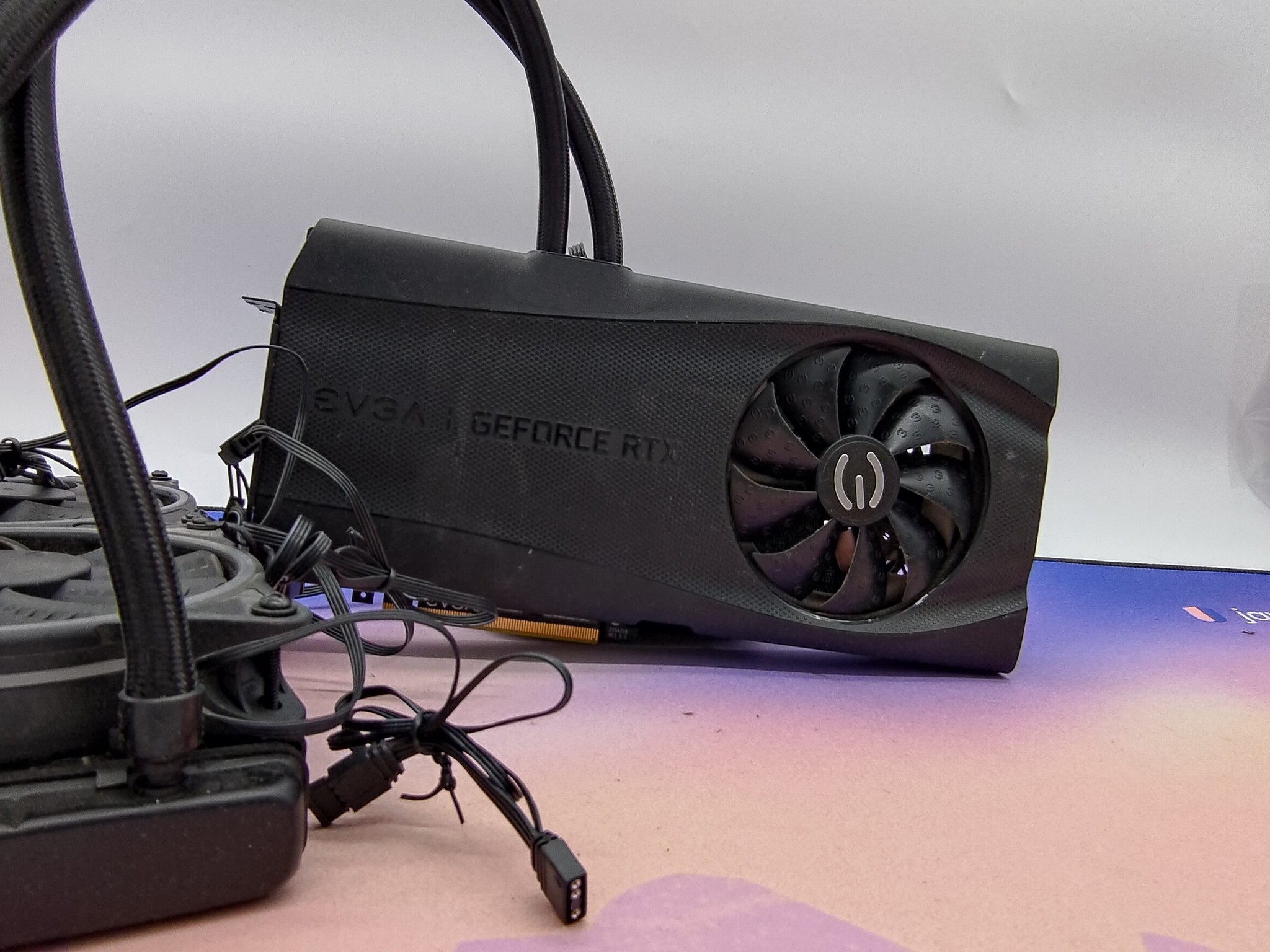 EVGA RTX 3090 FTW3 Hybrid