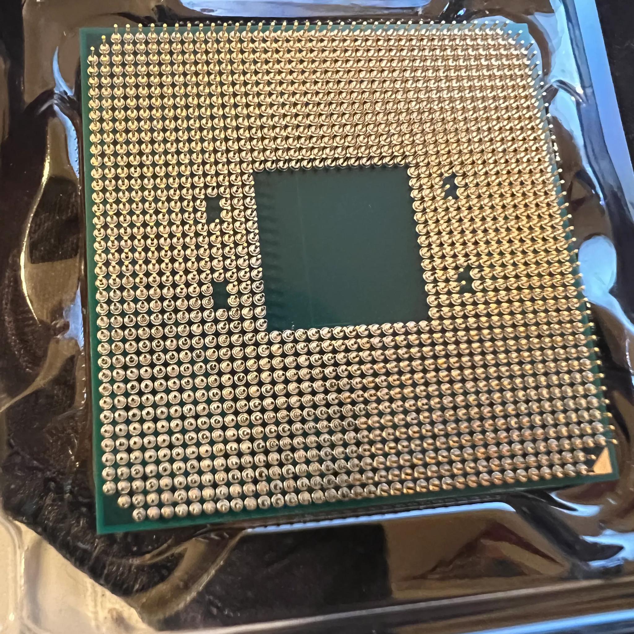 AMD Ryzen 5 5600X