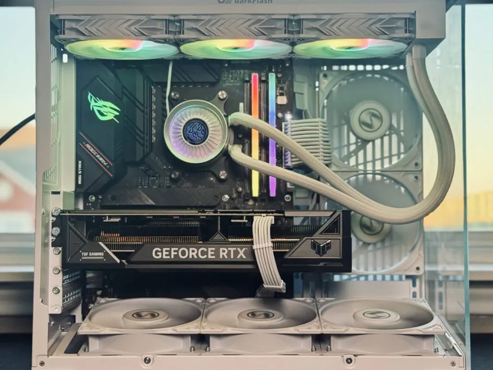 WHITE OUT Gaming PC | RTX 4070 Ti | Ryzen 7 5700 | Windows 11