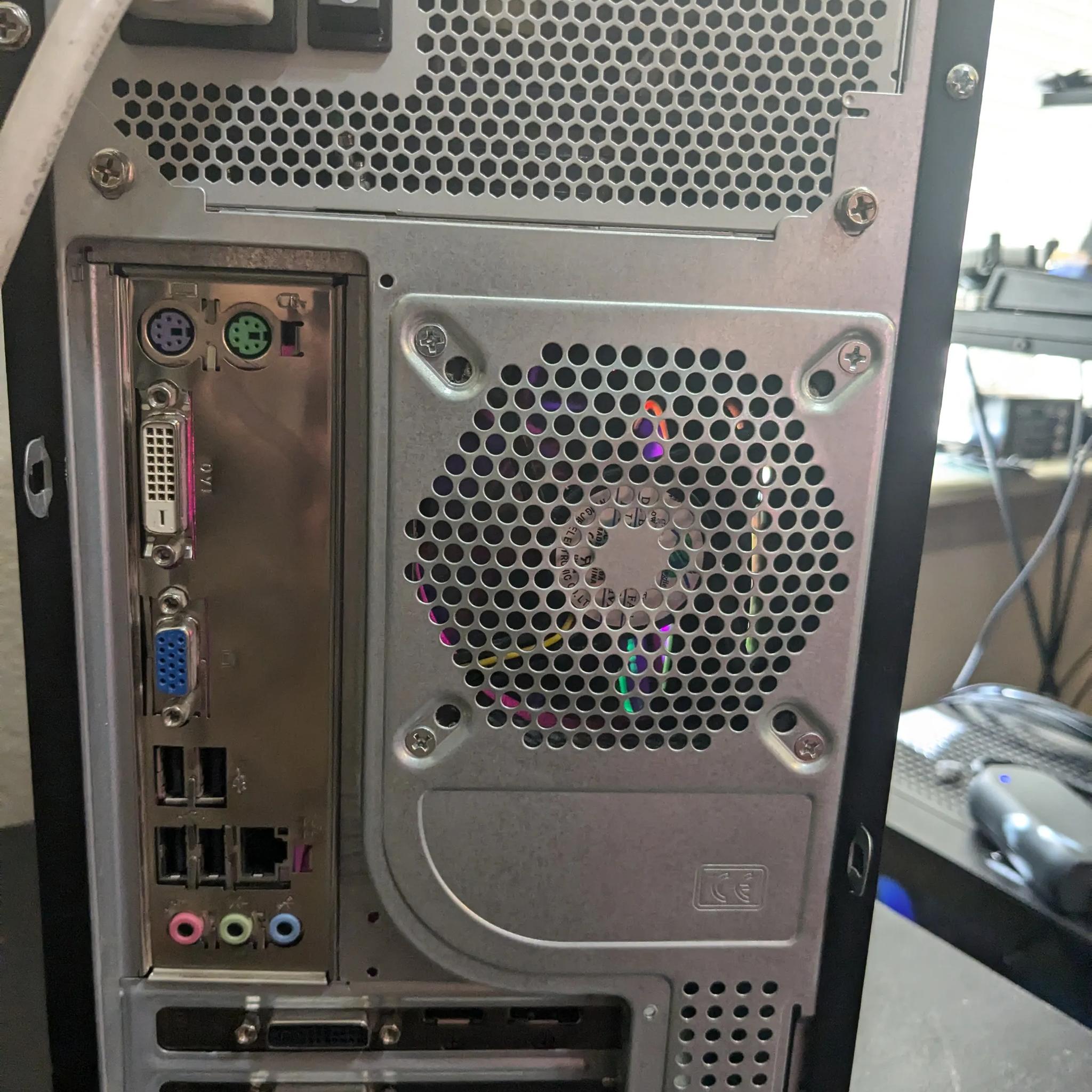 SCRATCH AND DENT Xeon 1220v2 (Same as i5-3450), 16GB RAM, 480GB SSD, R9 370 2GB, Win10