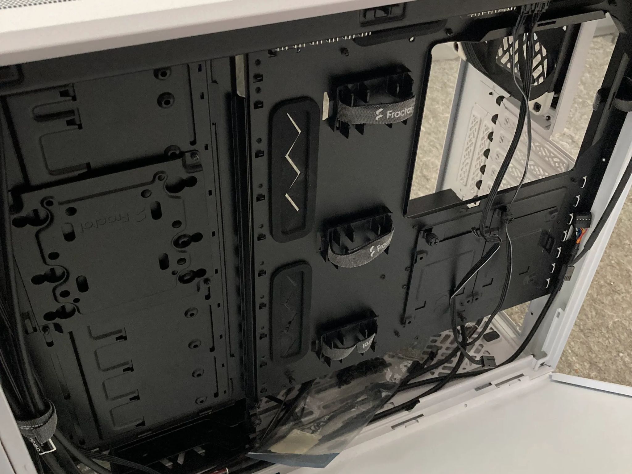 On Sale! Meshify 2 (White) with Noctua Chromax Fans!