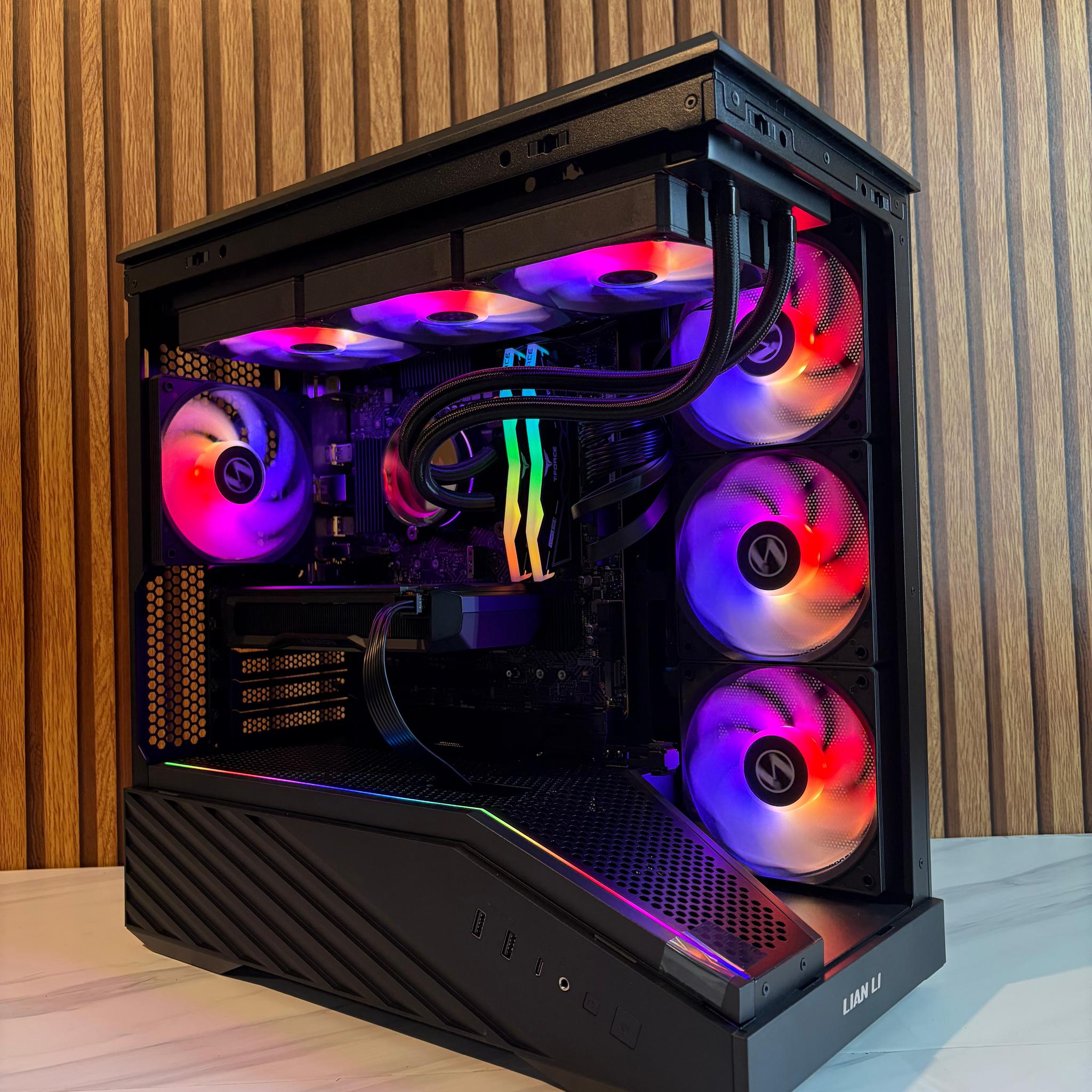 RX 7600 | I3 12100F | 16GB DDR5 | 500GB SSD | 360MM AIO | 750W | WINDOWS 11 PRO