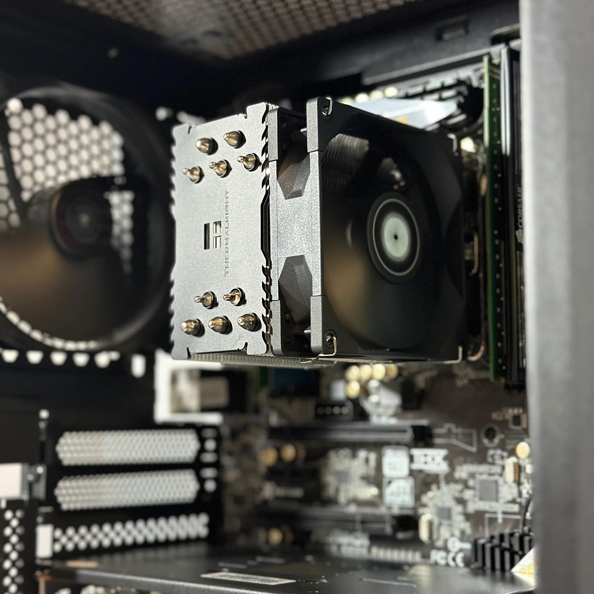 RX 580 8GB | INTEL i7-3820 | 16GB RAM | 480GB SSD | Custom RGB Gaming PC WIFI WIN10