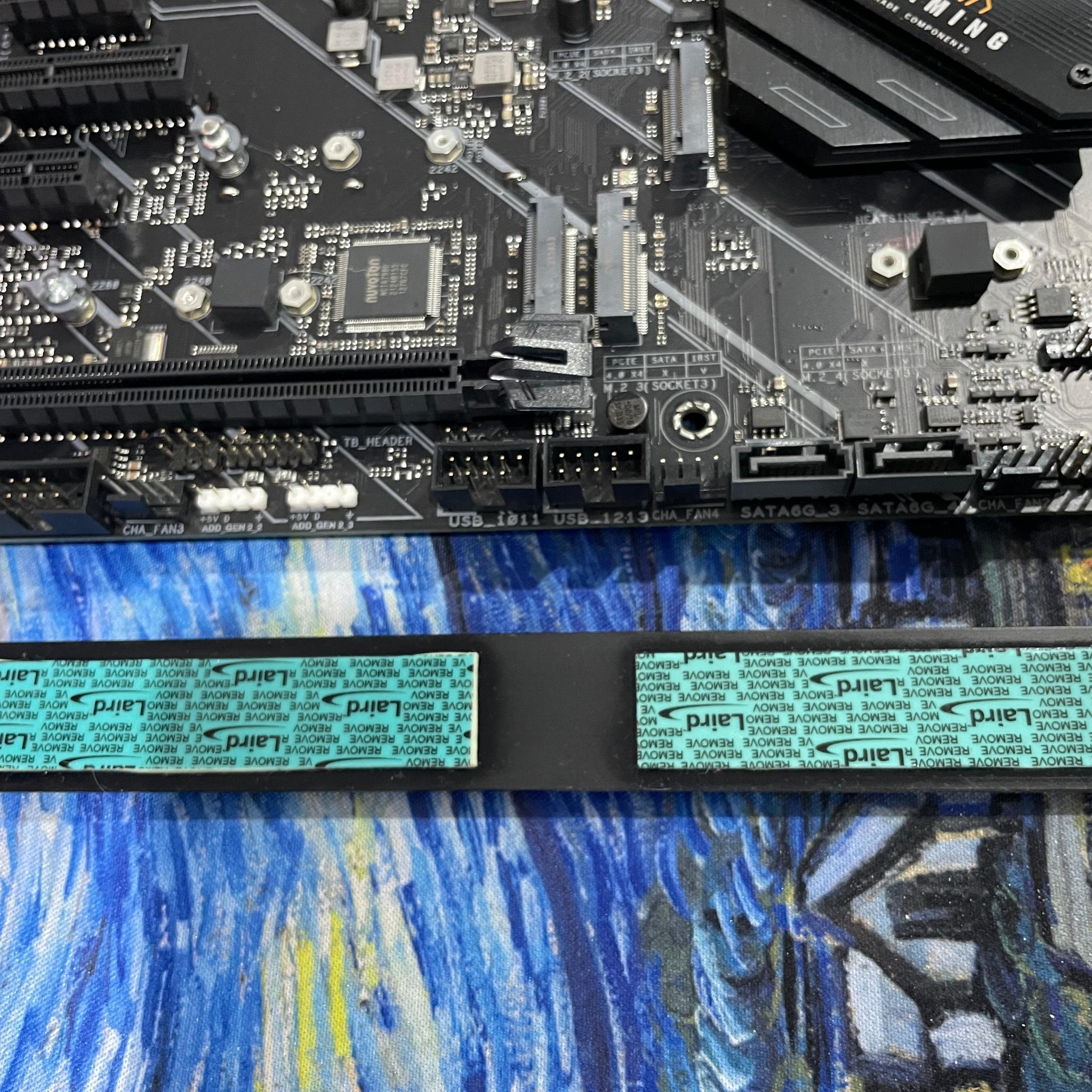SSUPD Meshroom S V2, Intel 7-12700k, Corsair 16GB RAM, ASUS Z690 Motherboard, 2x SSDs, and PCI Riser