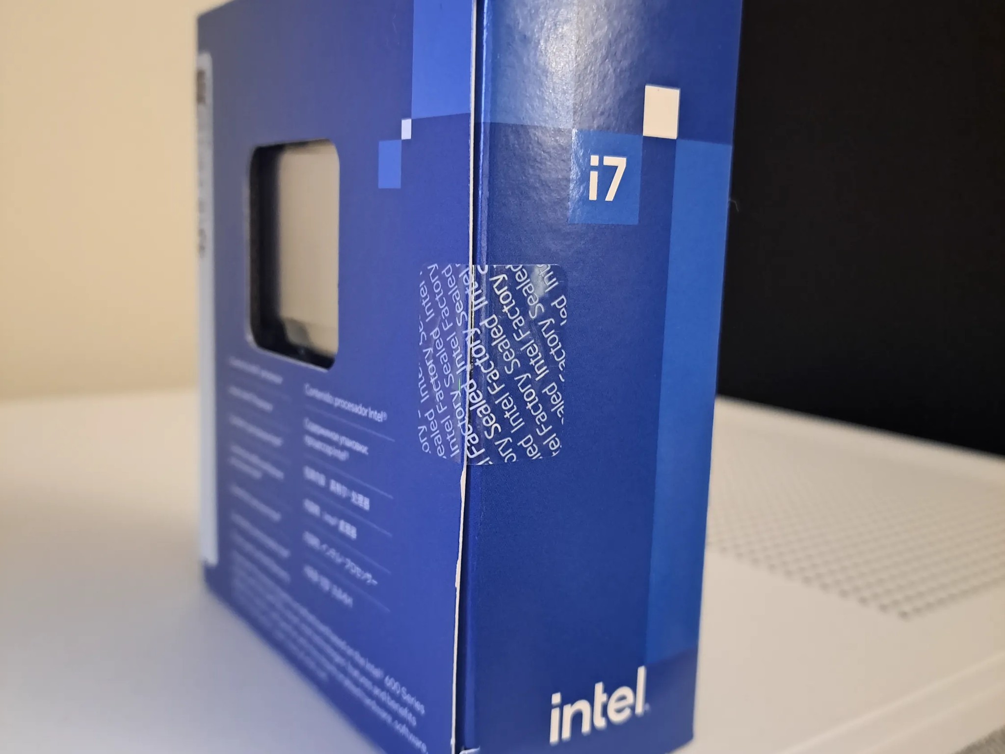 New Intel i7-12700K LGA1700