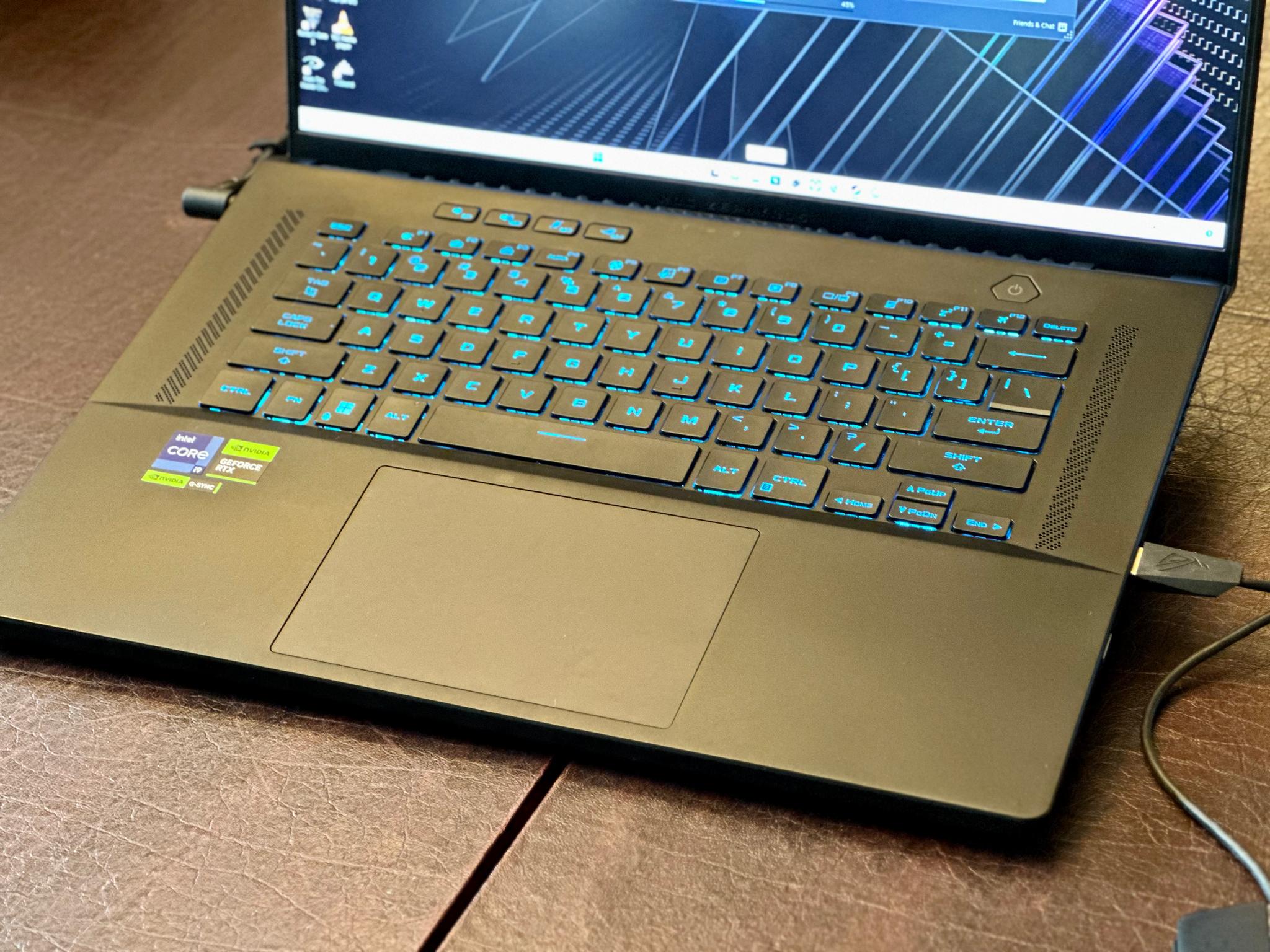 ASUS ROG Zephyrus M16 16” 240Hz 1600p RTX 4070 13900H 32GB Gaming Laptop w/ Mouse and Bag