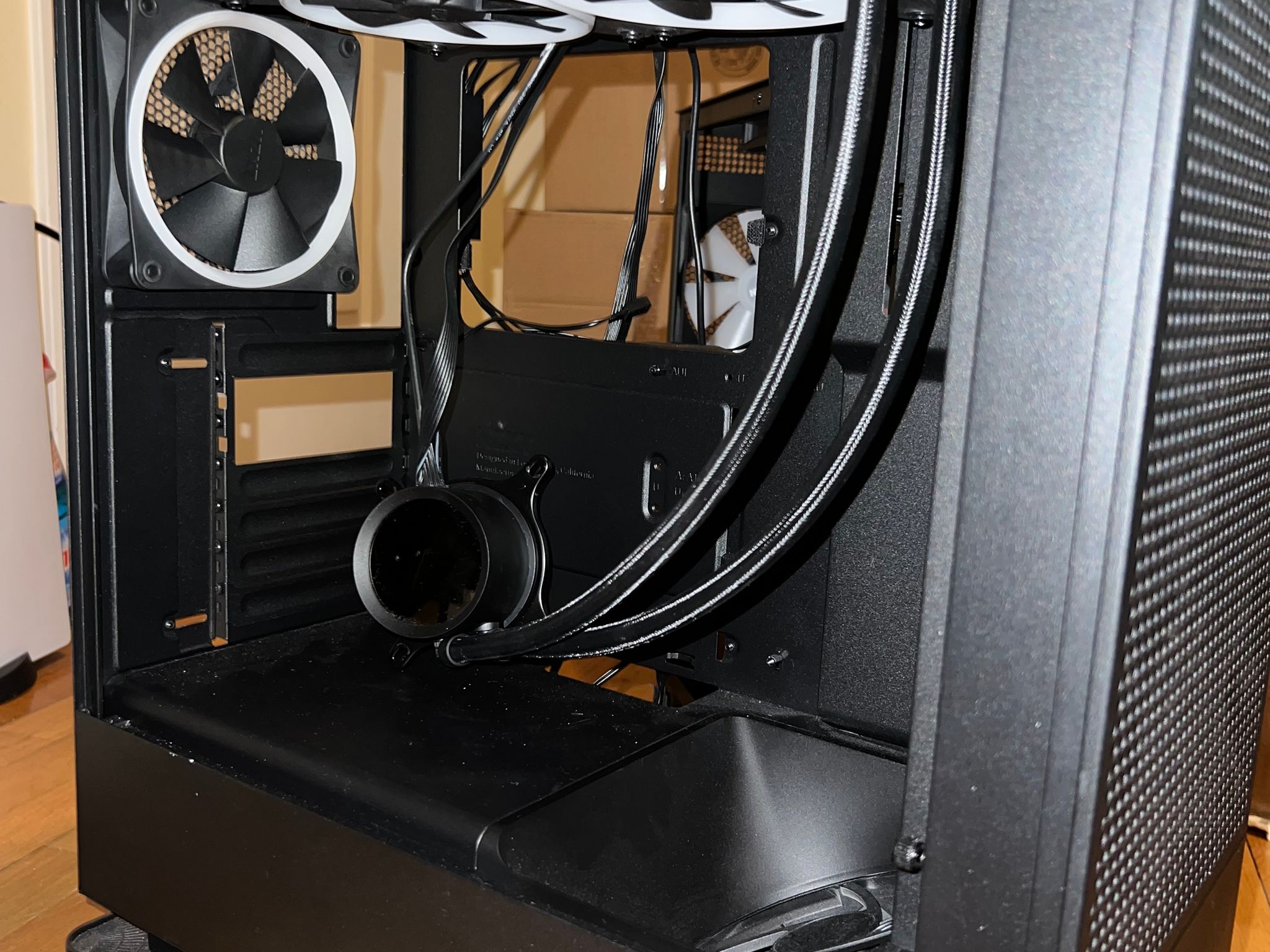 NZXT H5 Flow RGB + NZXT Kraken 240 RGB + NZXT S650 80+ Gold PSU