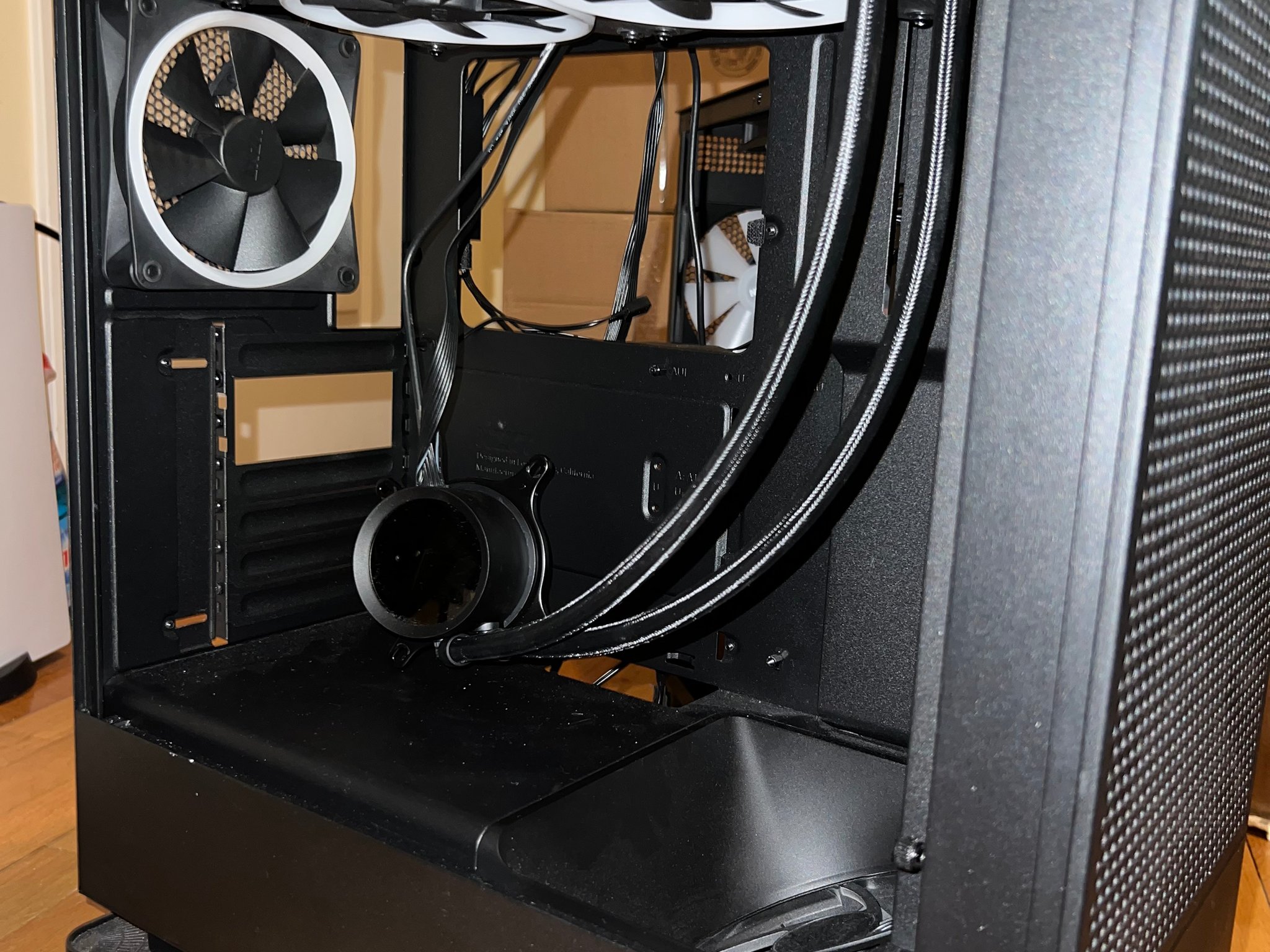NZXT H5 Flow RGB + NZXT Kraken 240 RGB + NZXT S650 80+ Gold PSU