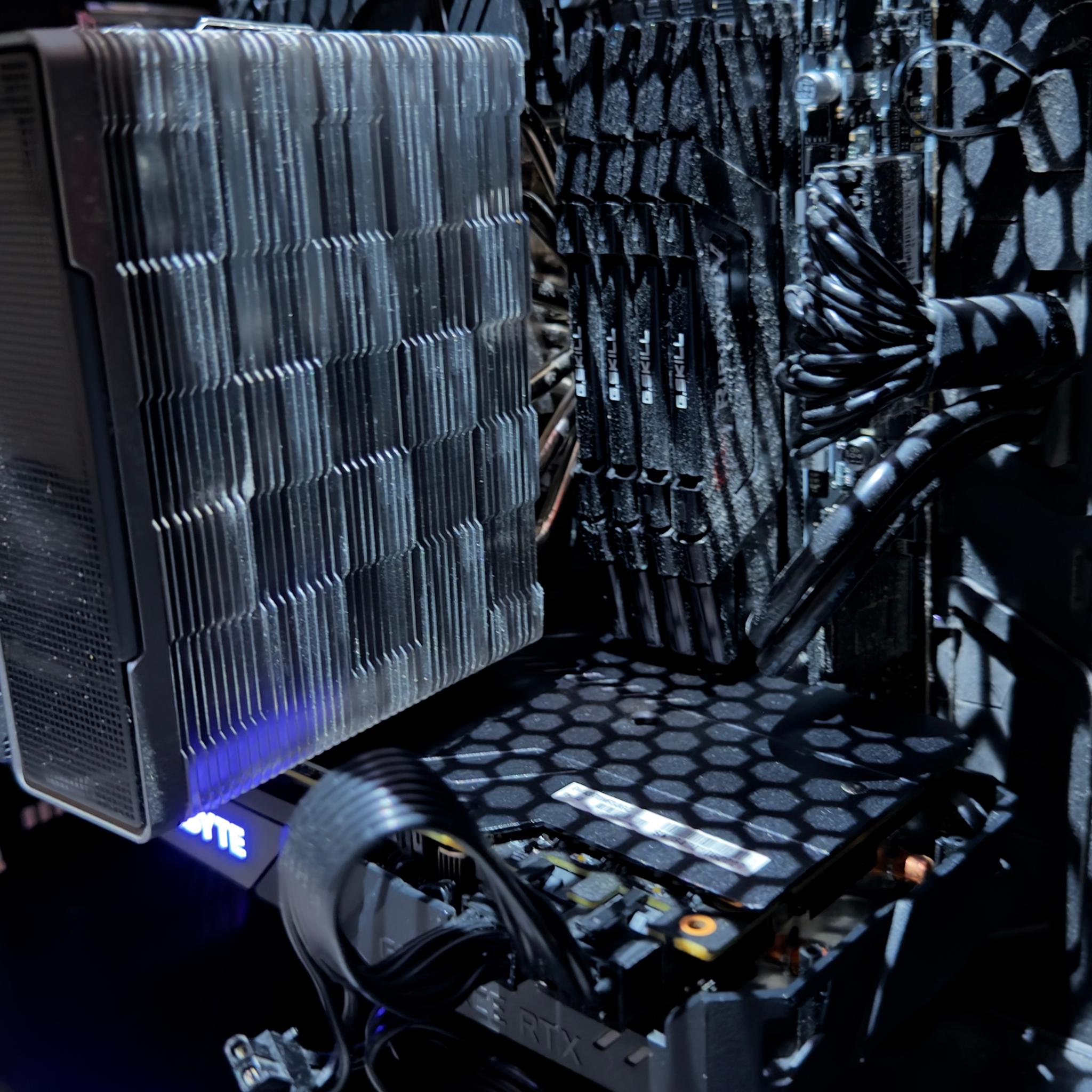 Intel i5 12600K RTX 2070 GAMING PC