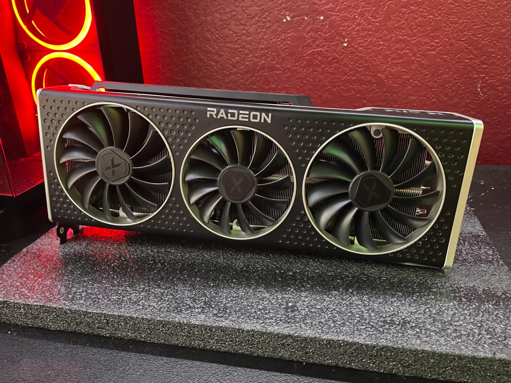 AMD XFX Merc 319 RX 6950 XT 16 GB