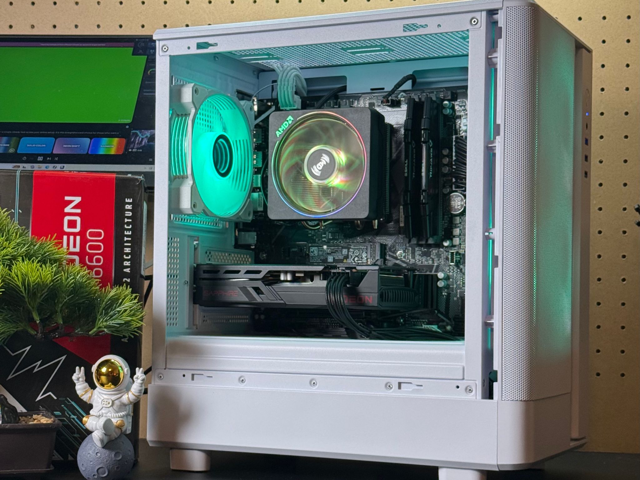 Entry Level Gaming PC | RX 6600 | Ryzen 5 5500 | 16GB DDR4 RAM | 500GB NVME | Windows 11