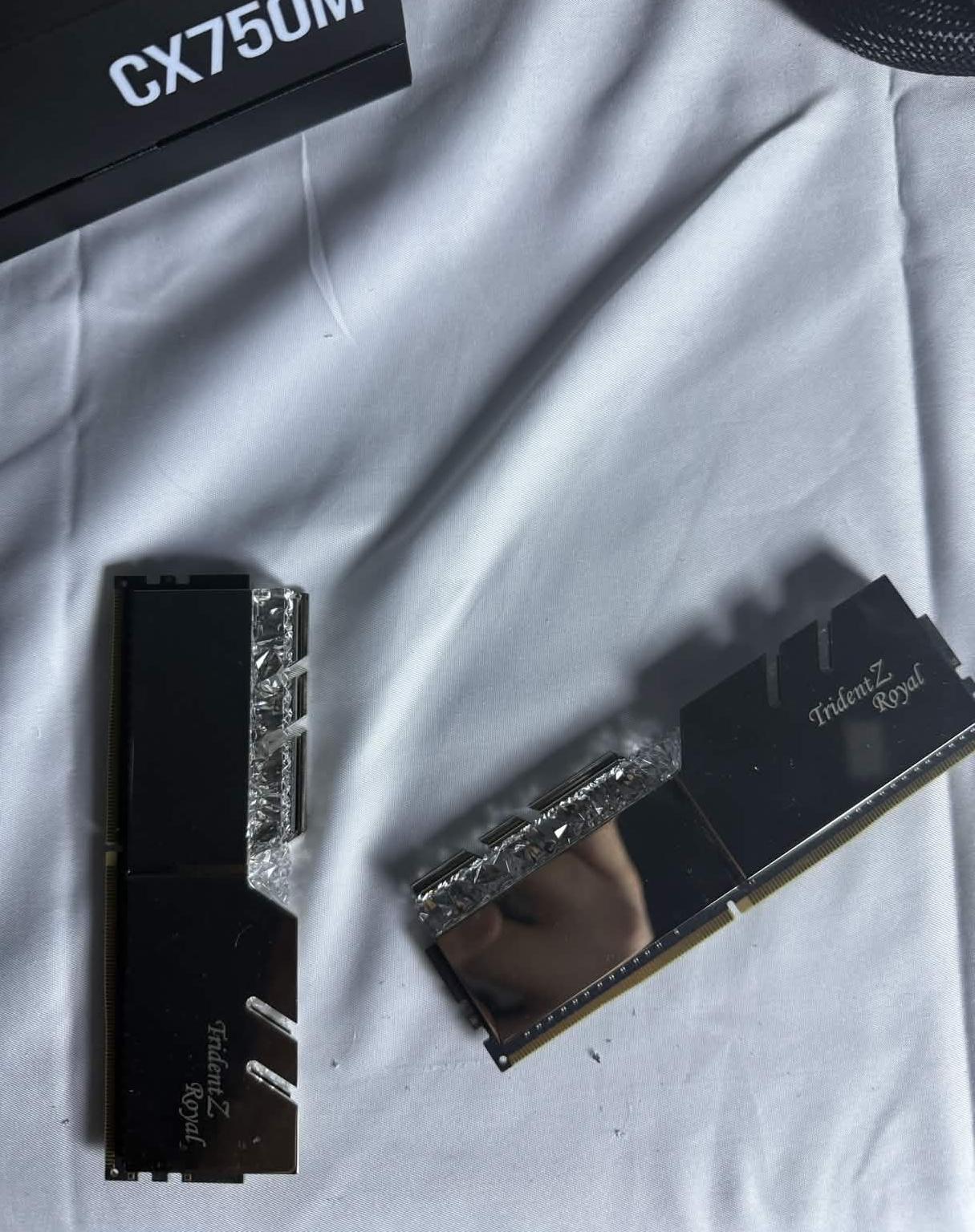 G.Skill Trident Royal 16gb (2x8) 3200 MHz DDR4 Ram